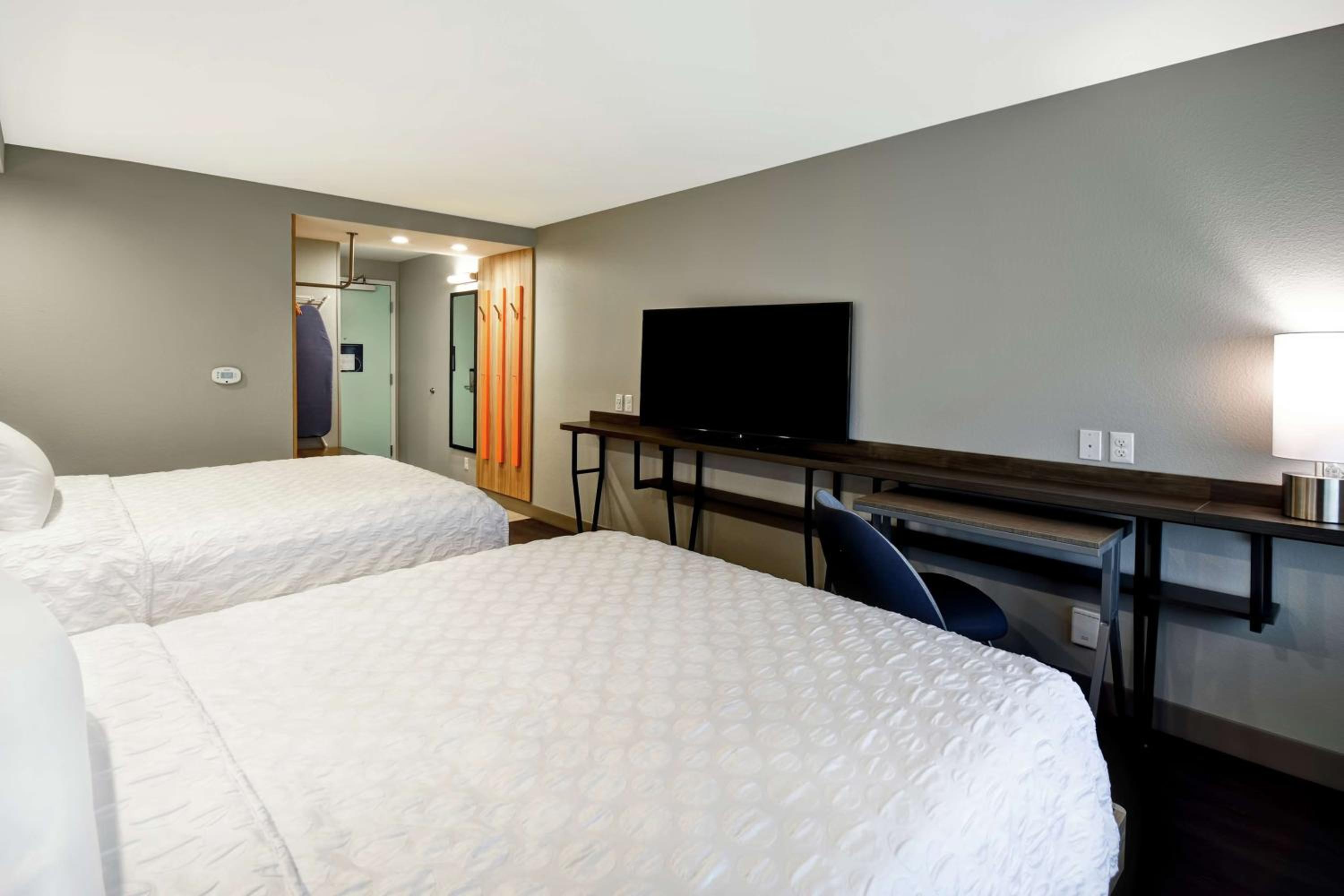 Queen Room with Two Queen Beds