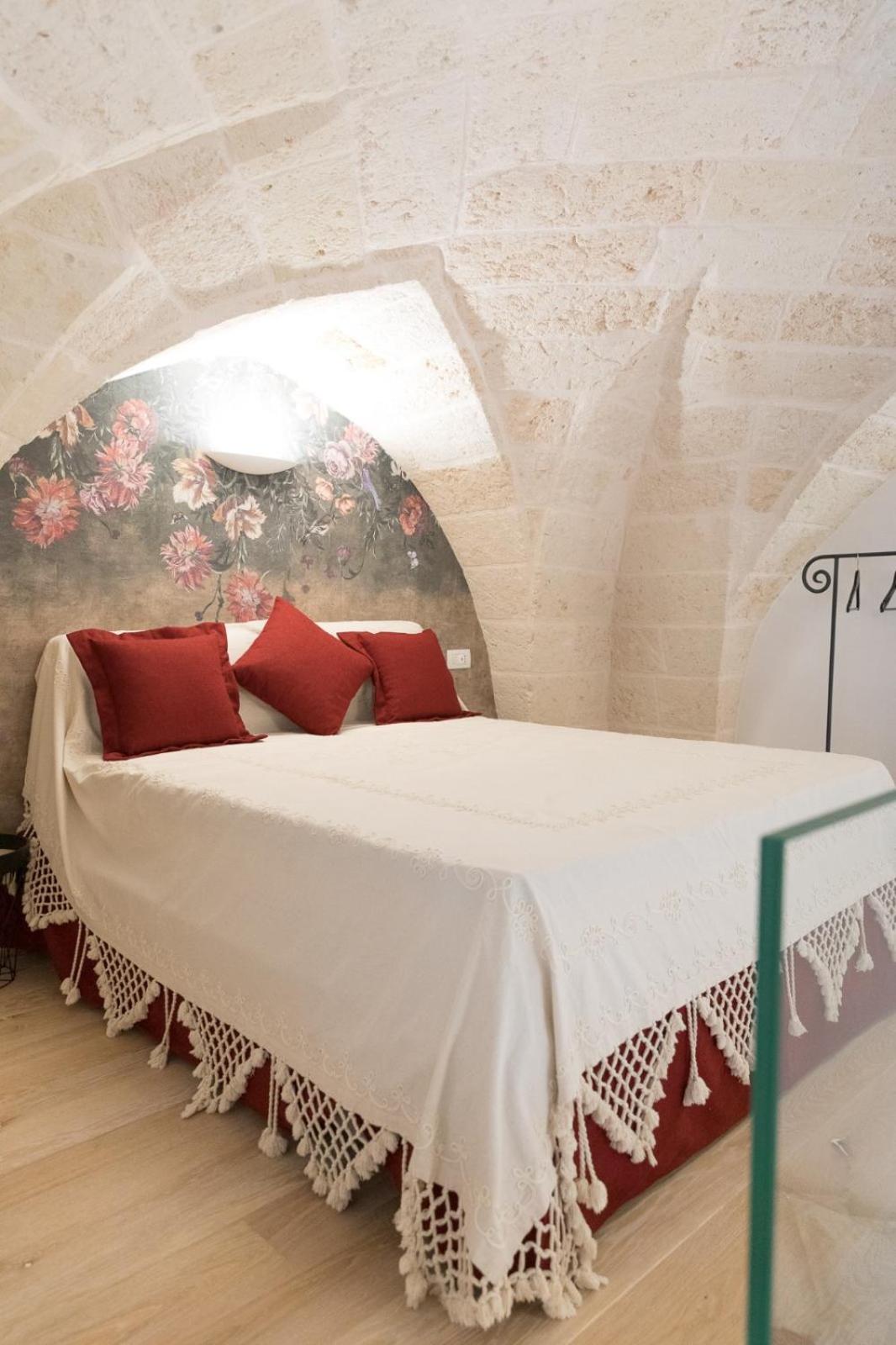 King Room with Spa Bath