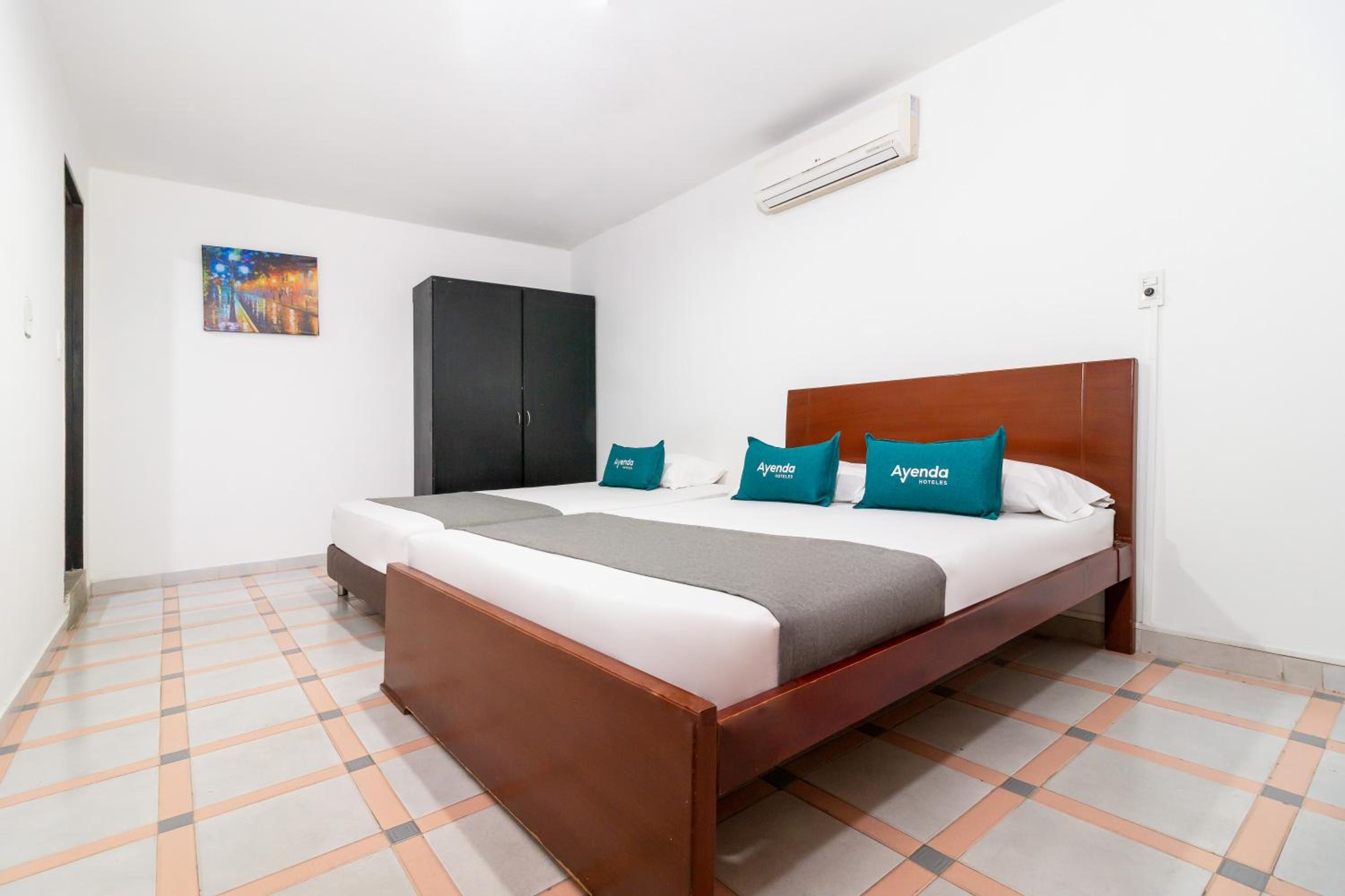 Standard Quadruple Room photo 1