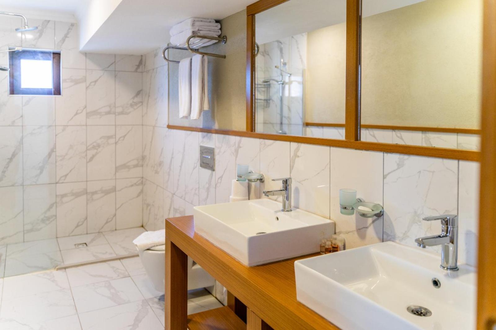 King Suite photo 3