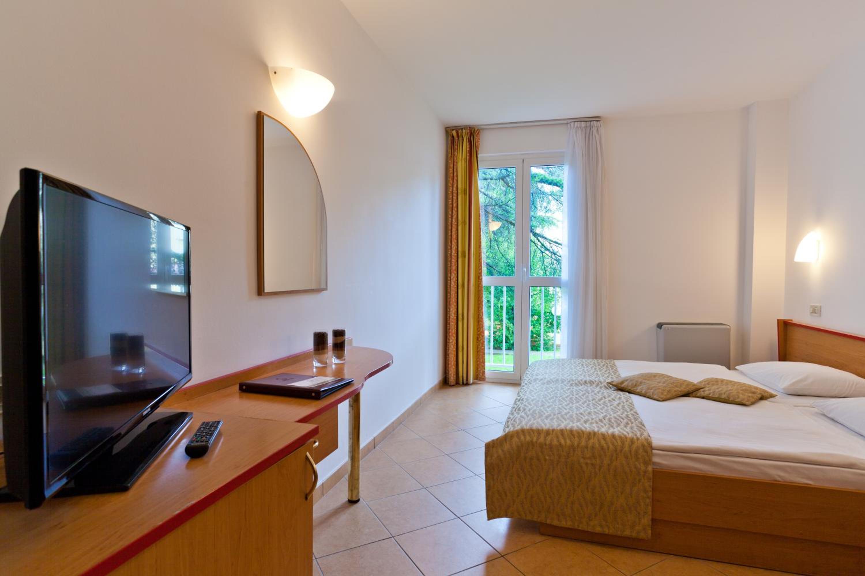 Suite with Balcony or Terrace photo 2