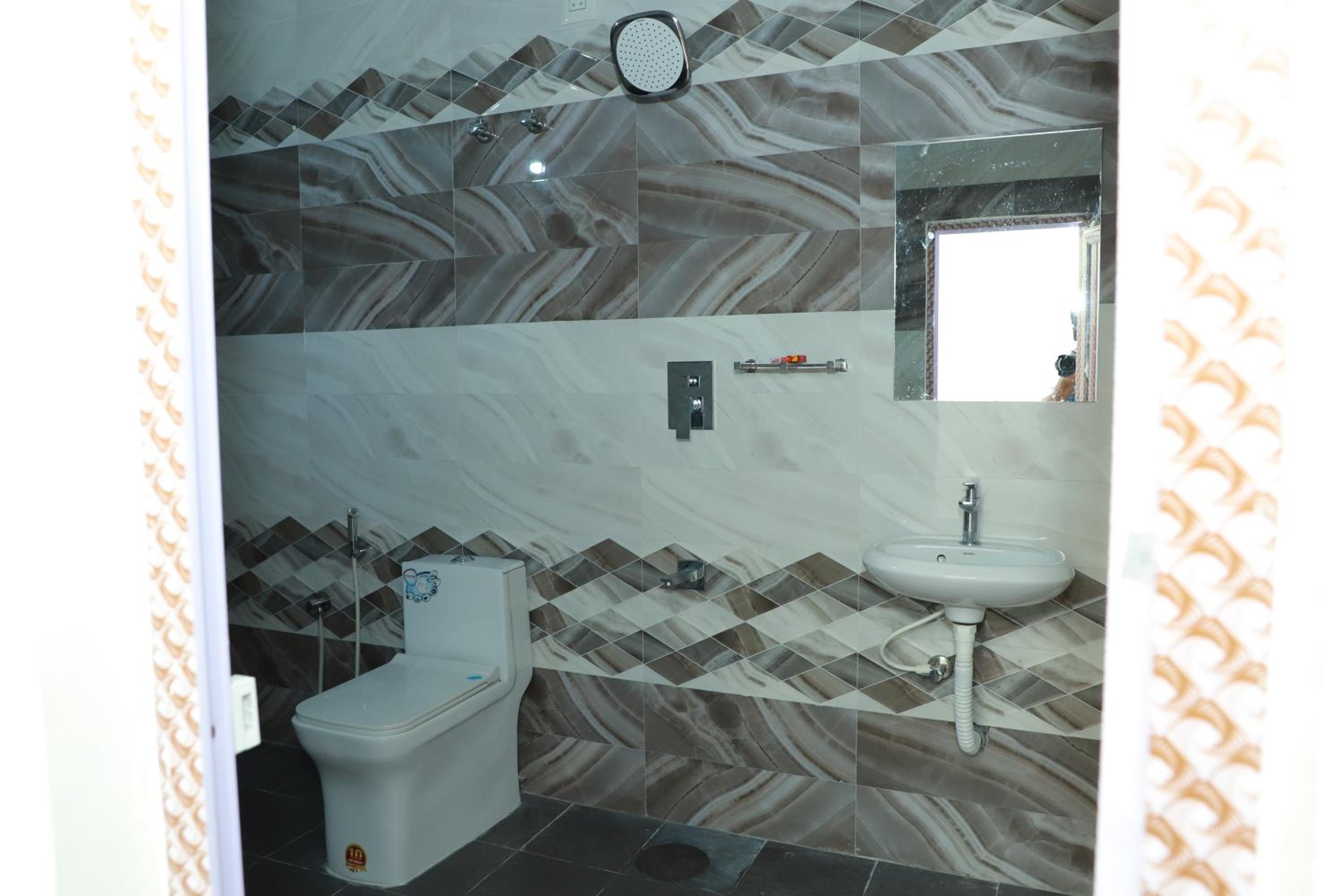 Double Room - Photo 2
