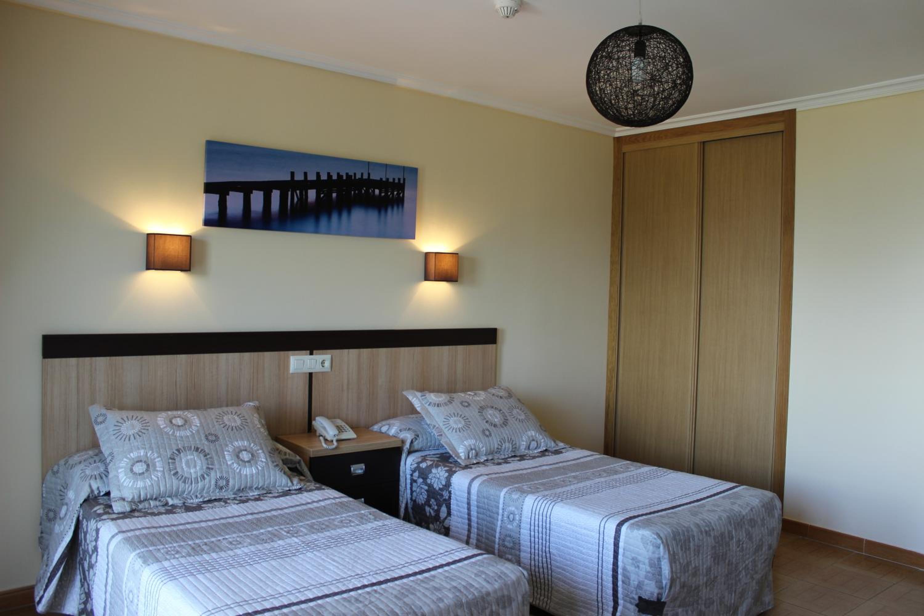 Habitación Triple Estándar con Vista al Mar
