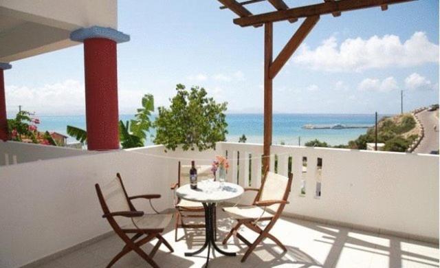 Two-Bedroom Apartment with Sea View photo 2