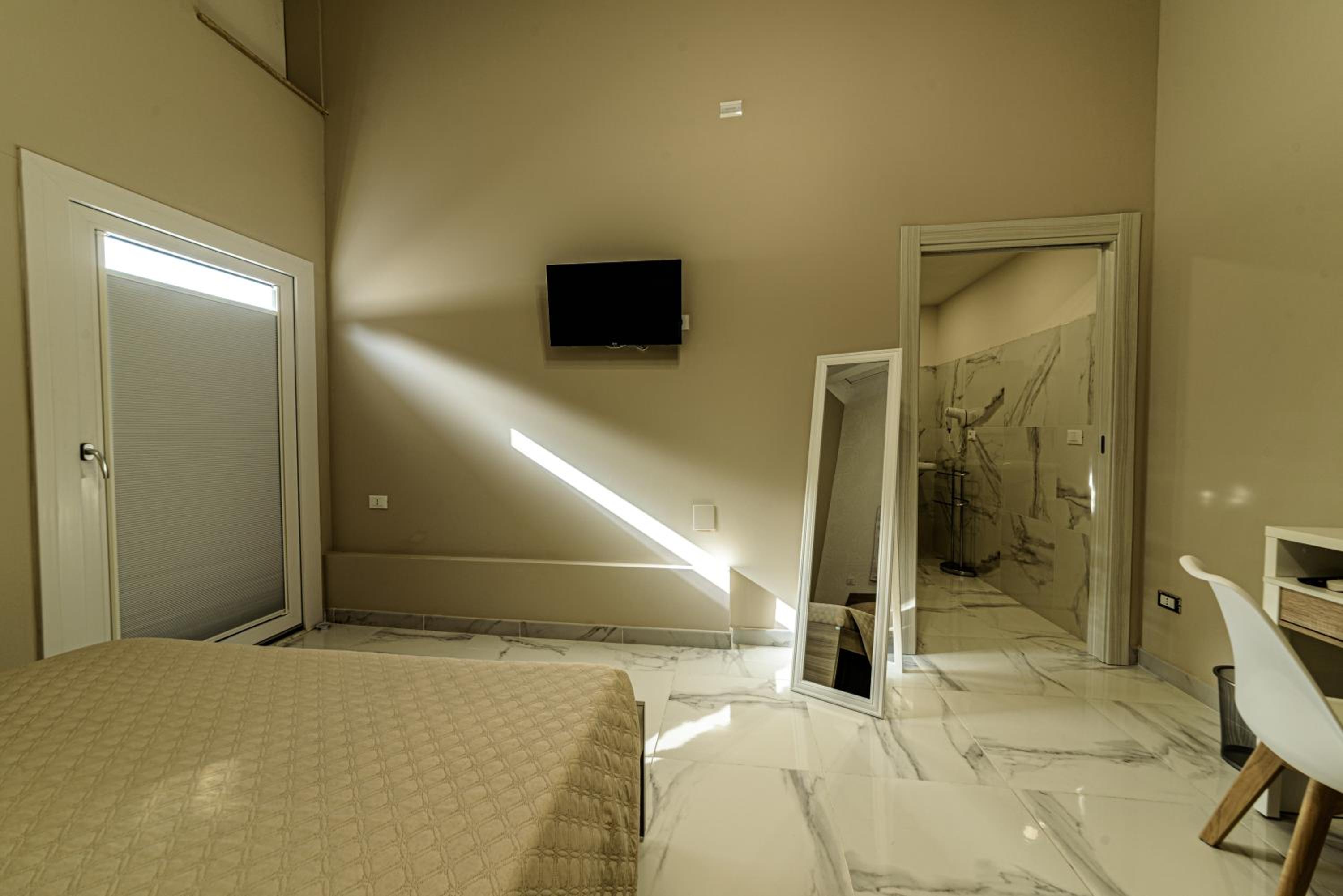 King Room - Disability Access - Photo 2