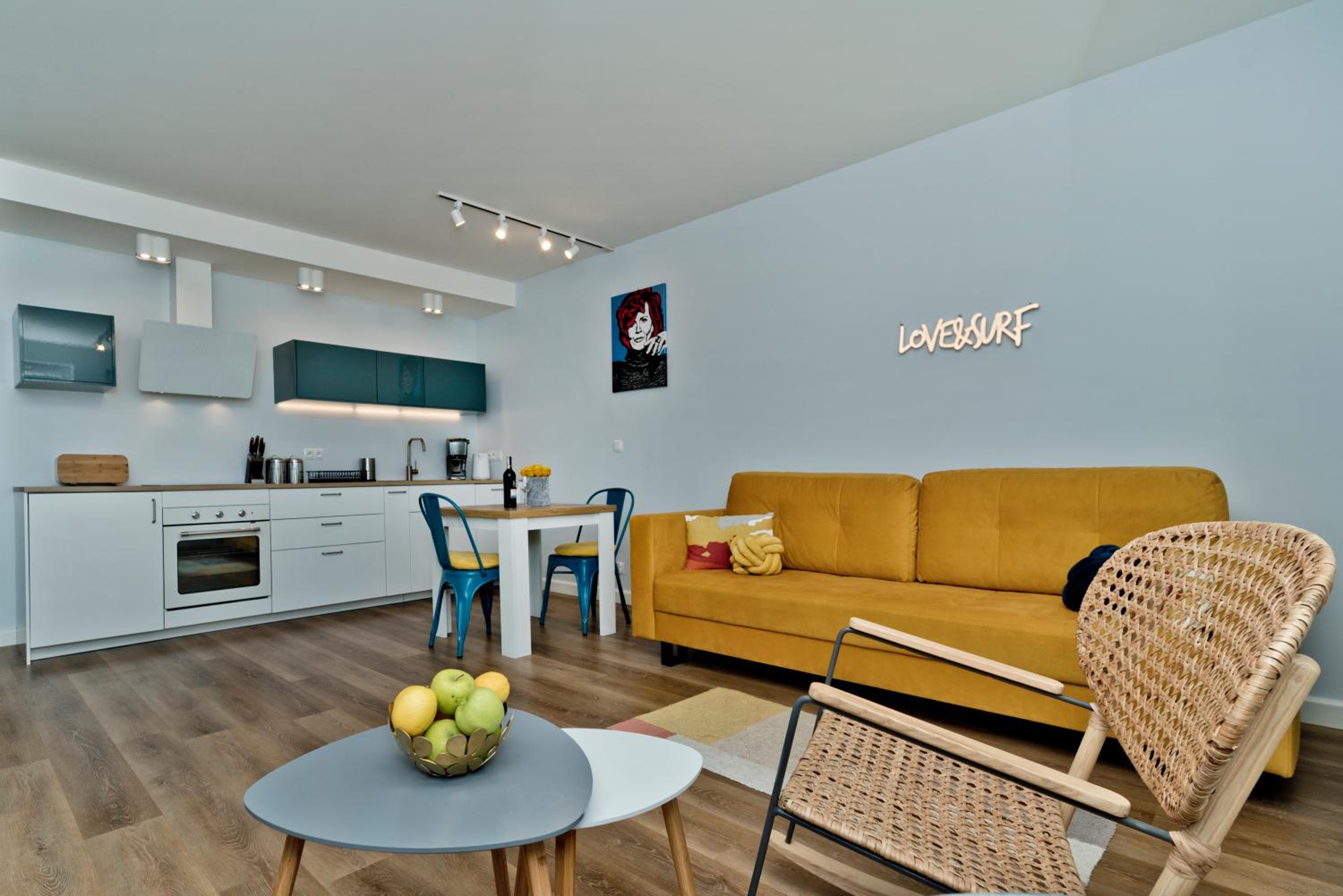 Studio Apartment photo 2
