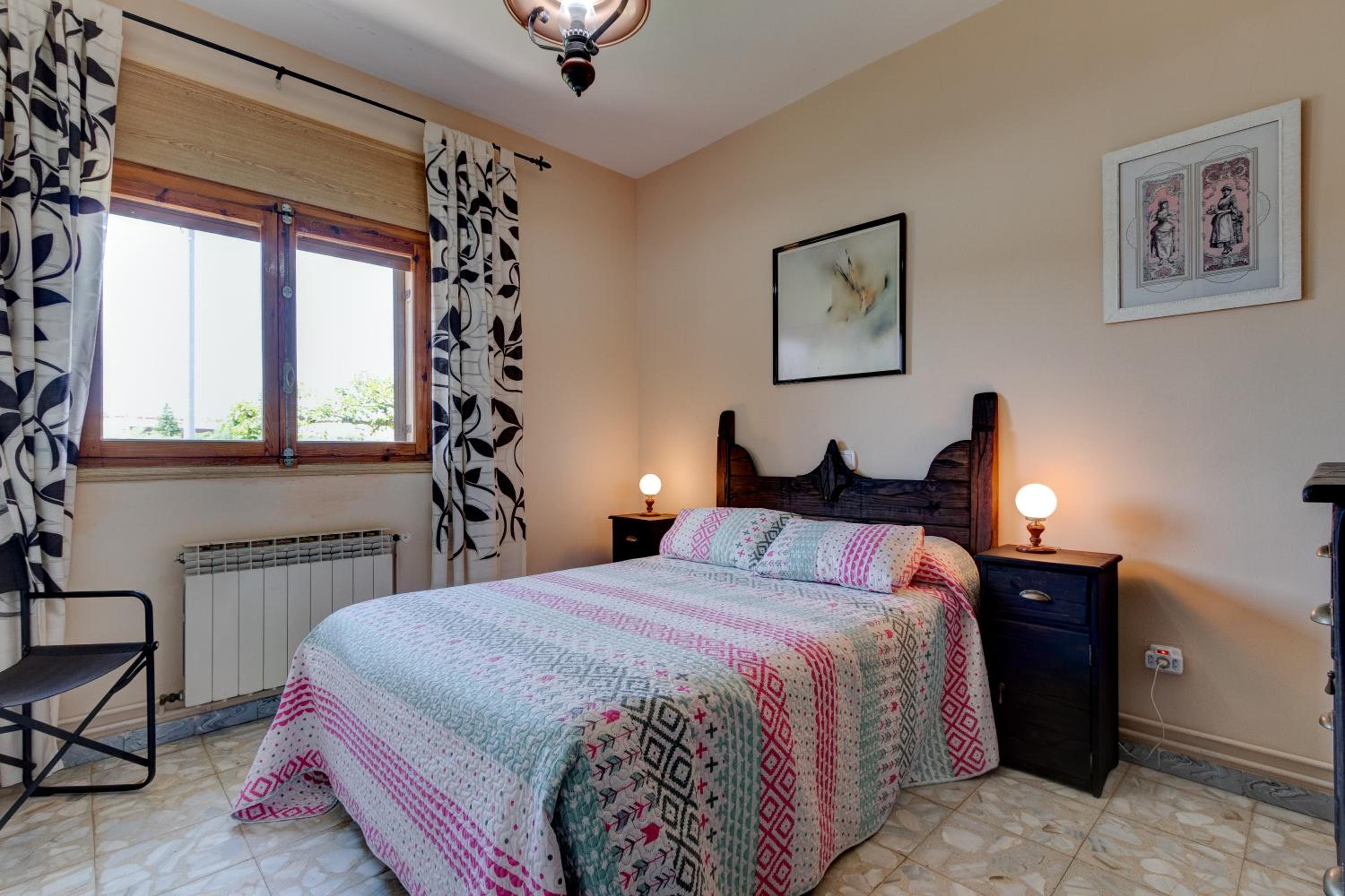 Four-Bedroom House photo 3