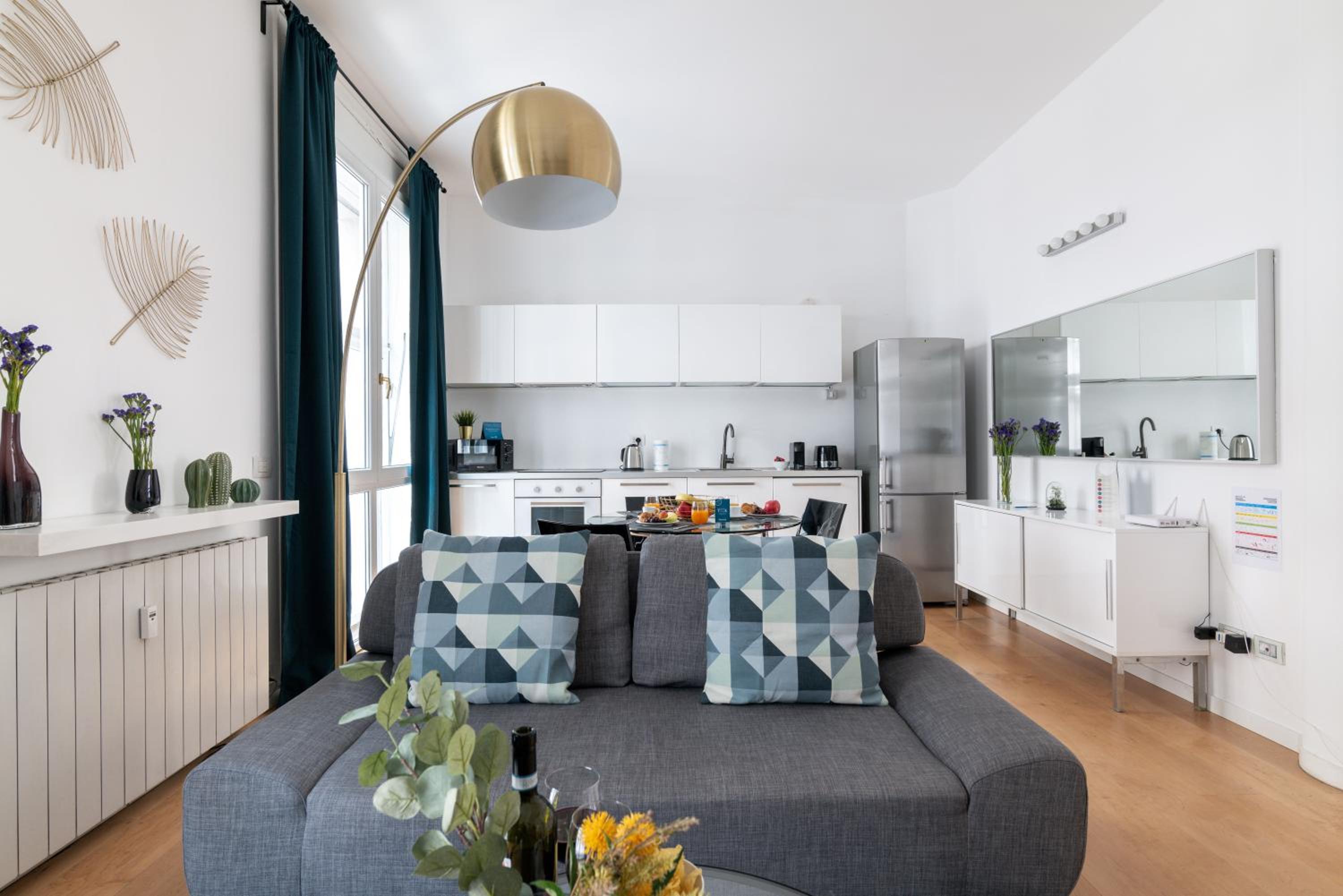 One-Bedroom Apartment