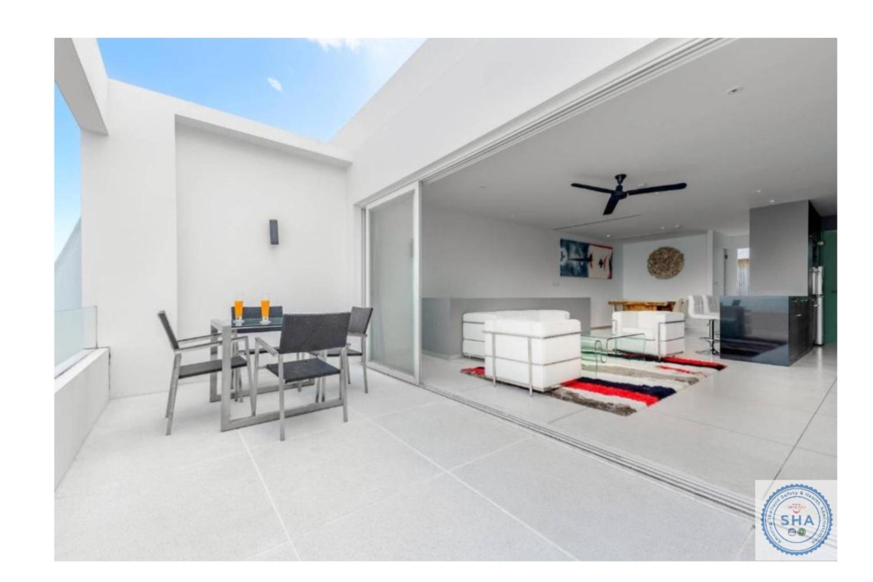 Duplex Suite - Photo 10