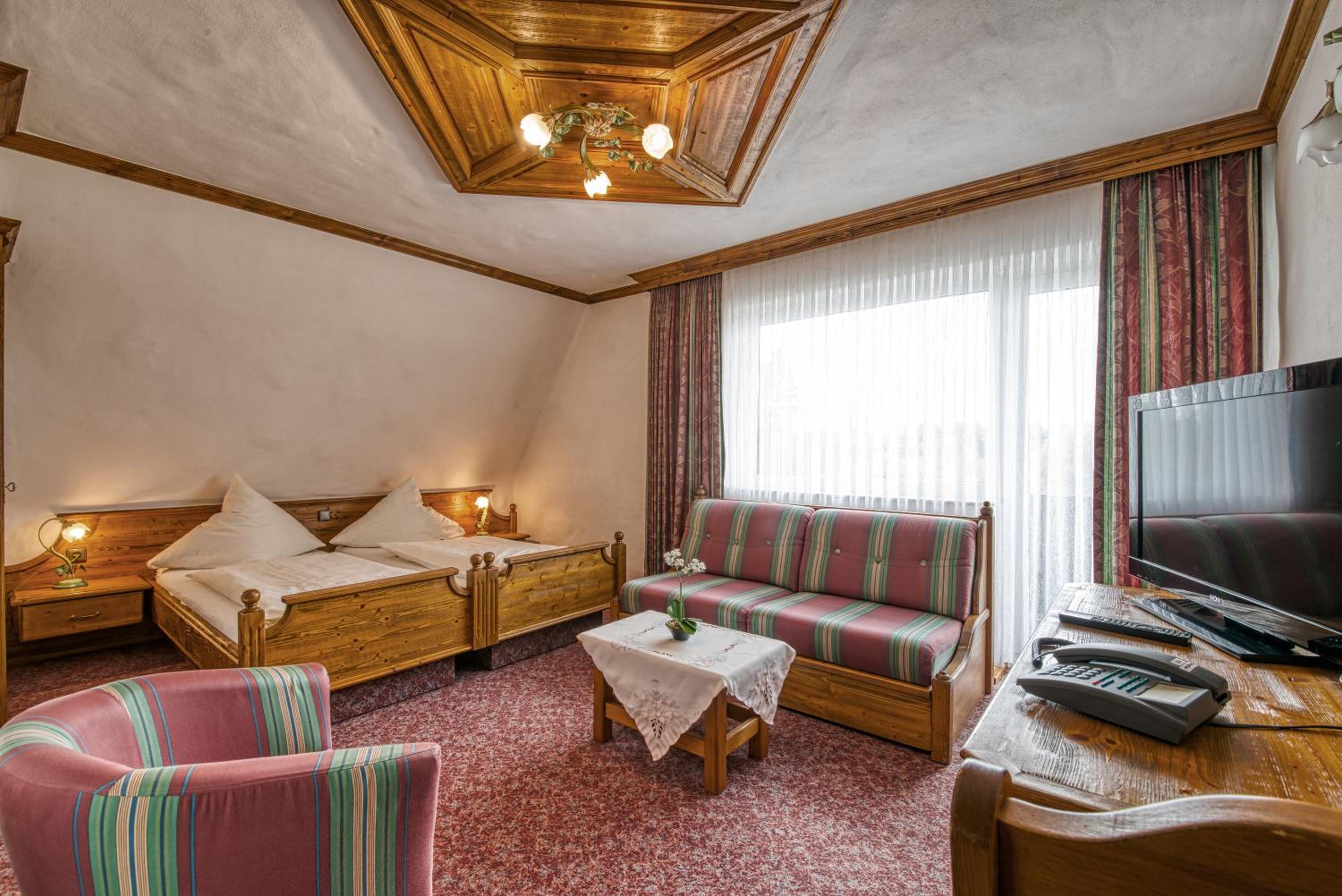 Small Double Room photo 1