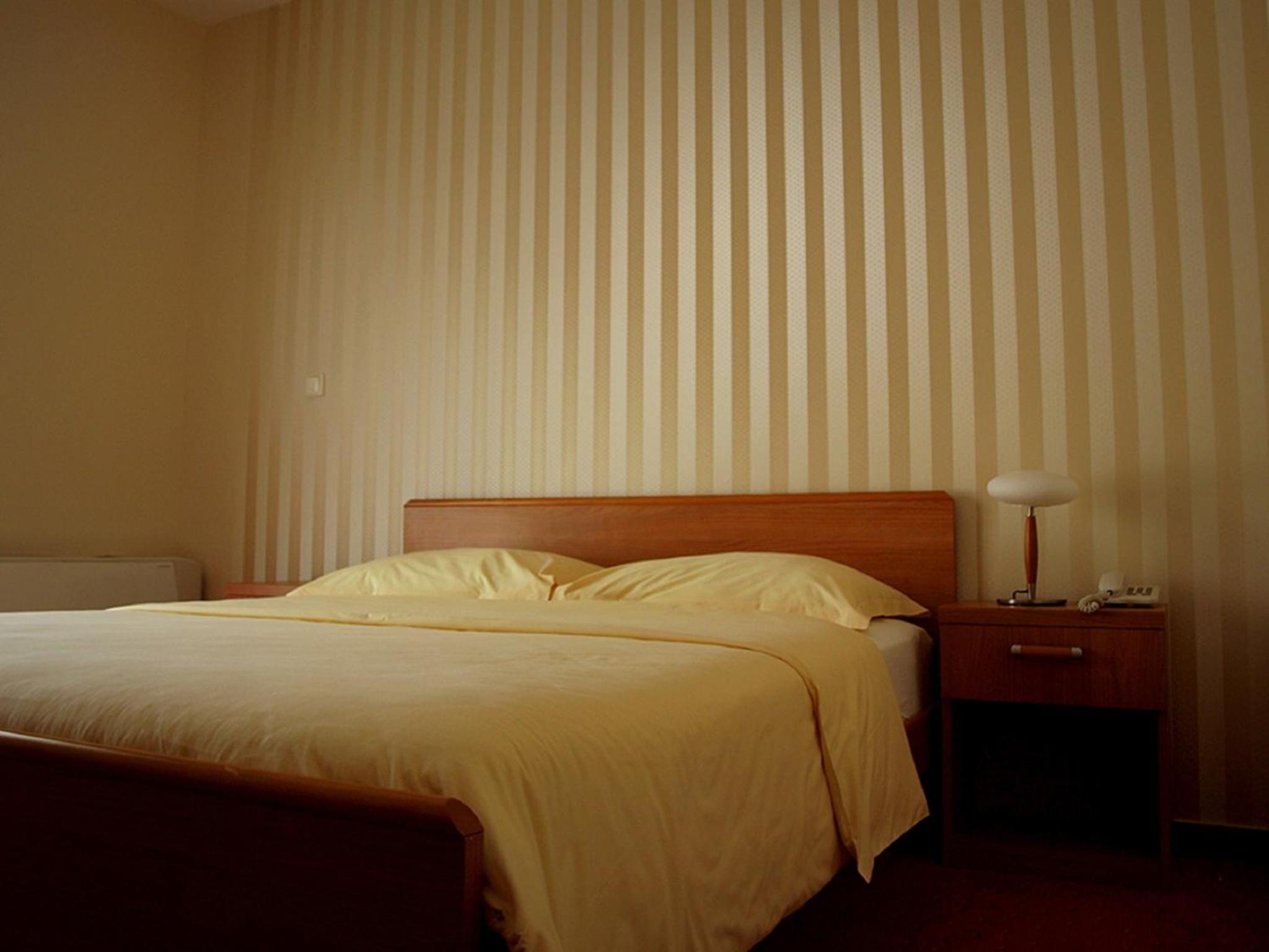 Double or Twin Room - Photo 5