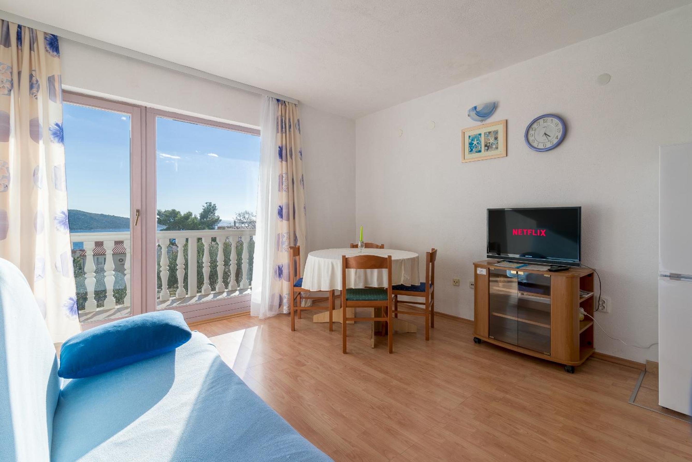 Apartment with Sea View