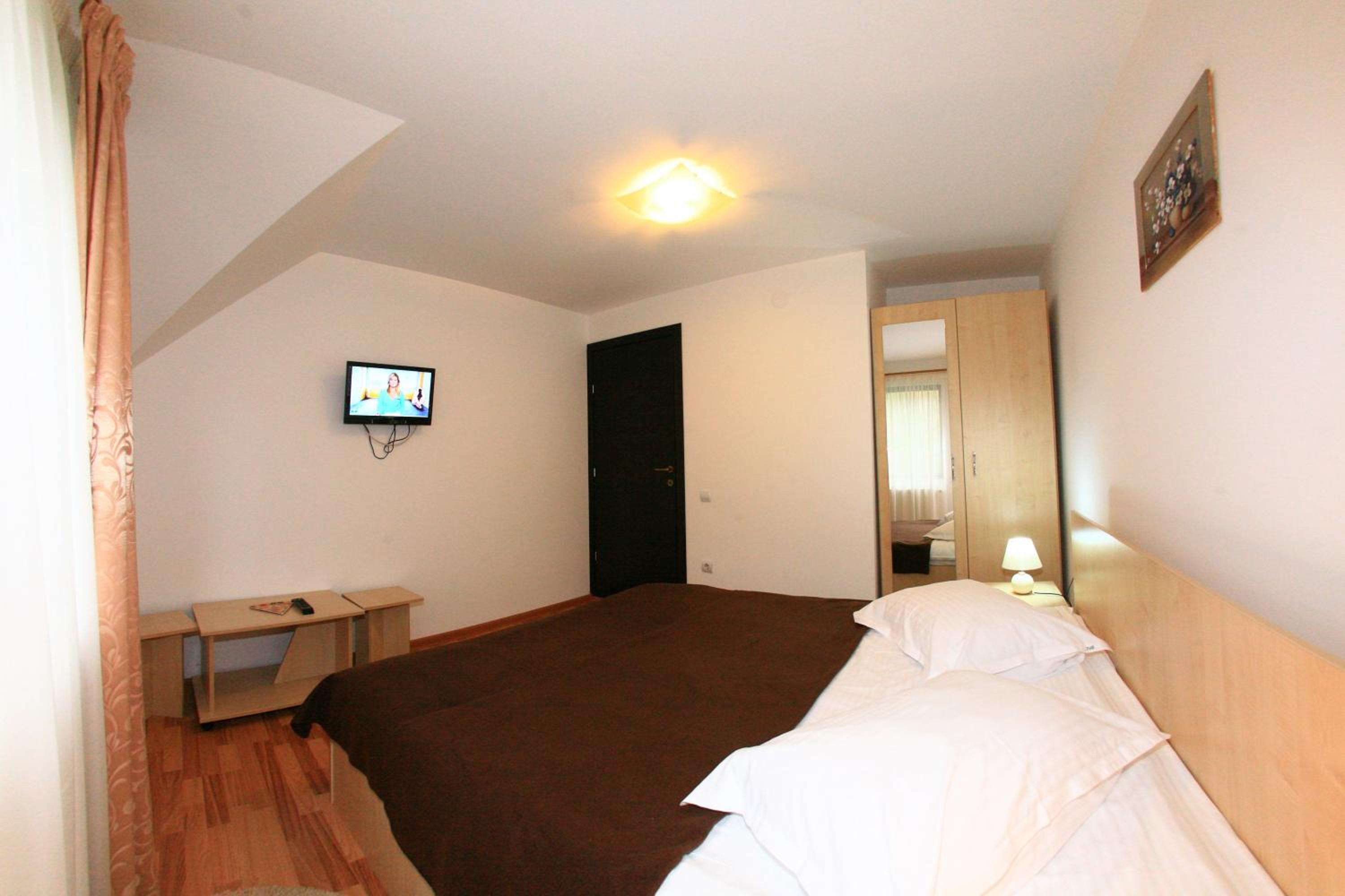Apartment with Balcony photo 1