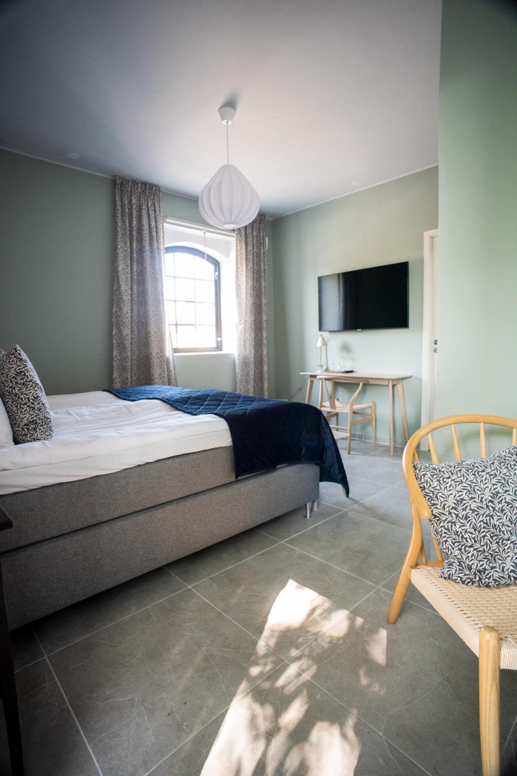 Double Room with Patio - Photo 4
