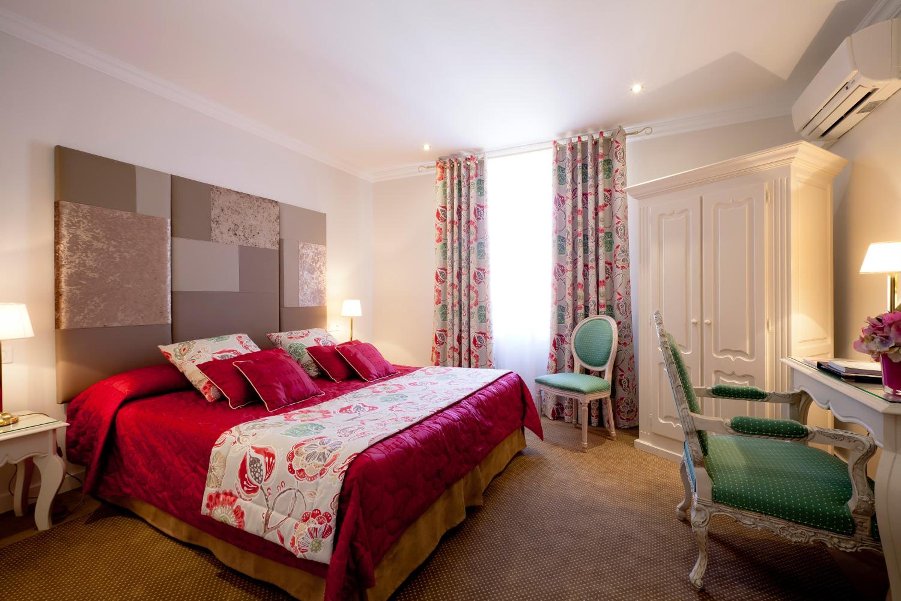 Superior Double Room - Photo 1