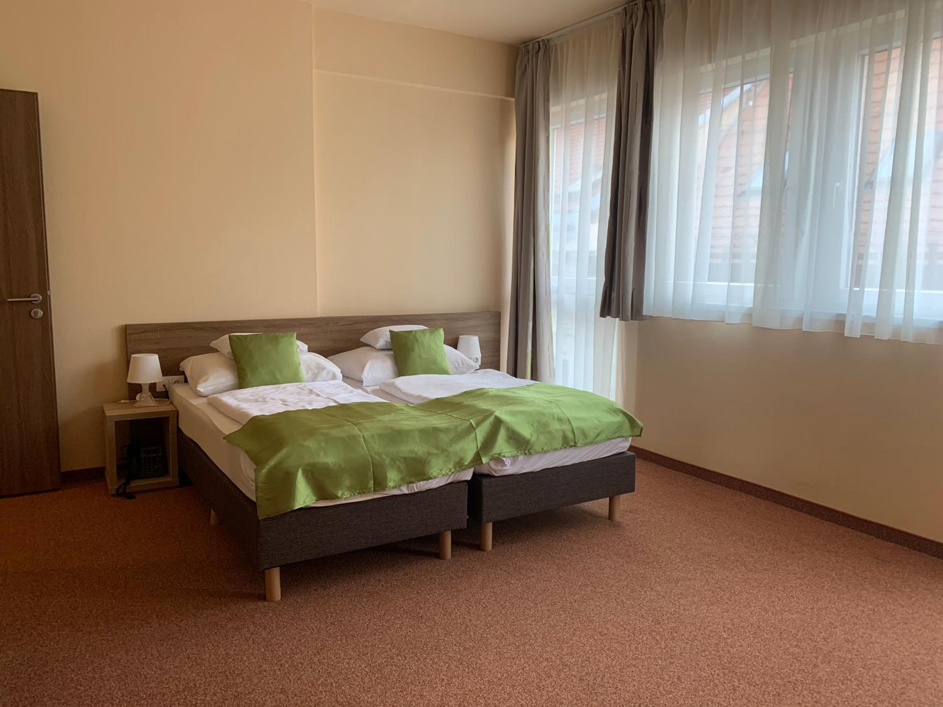 Standard Double or Twin Room - Photo 13