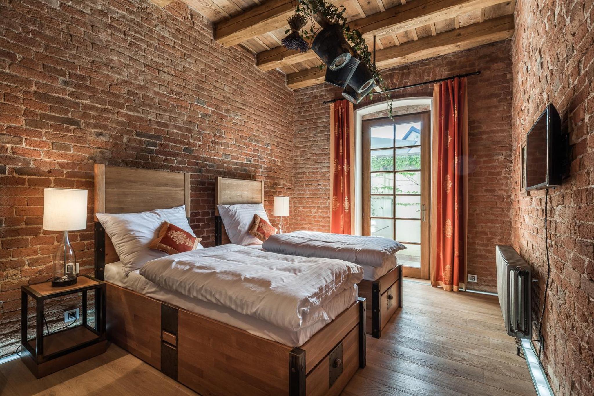 Deluxe Twin Room