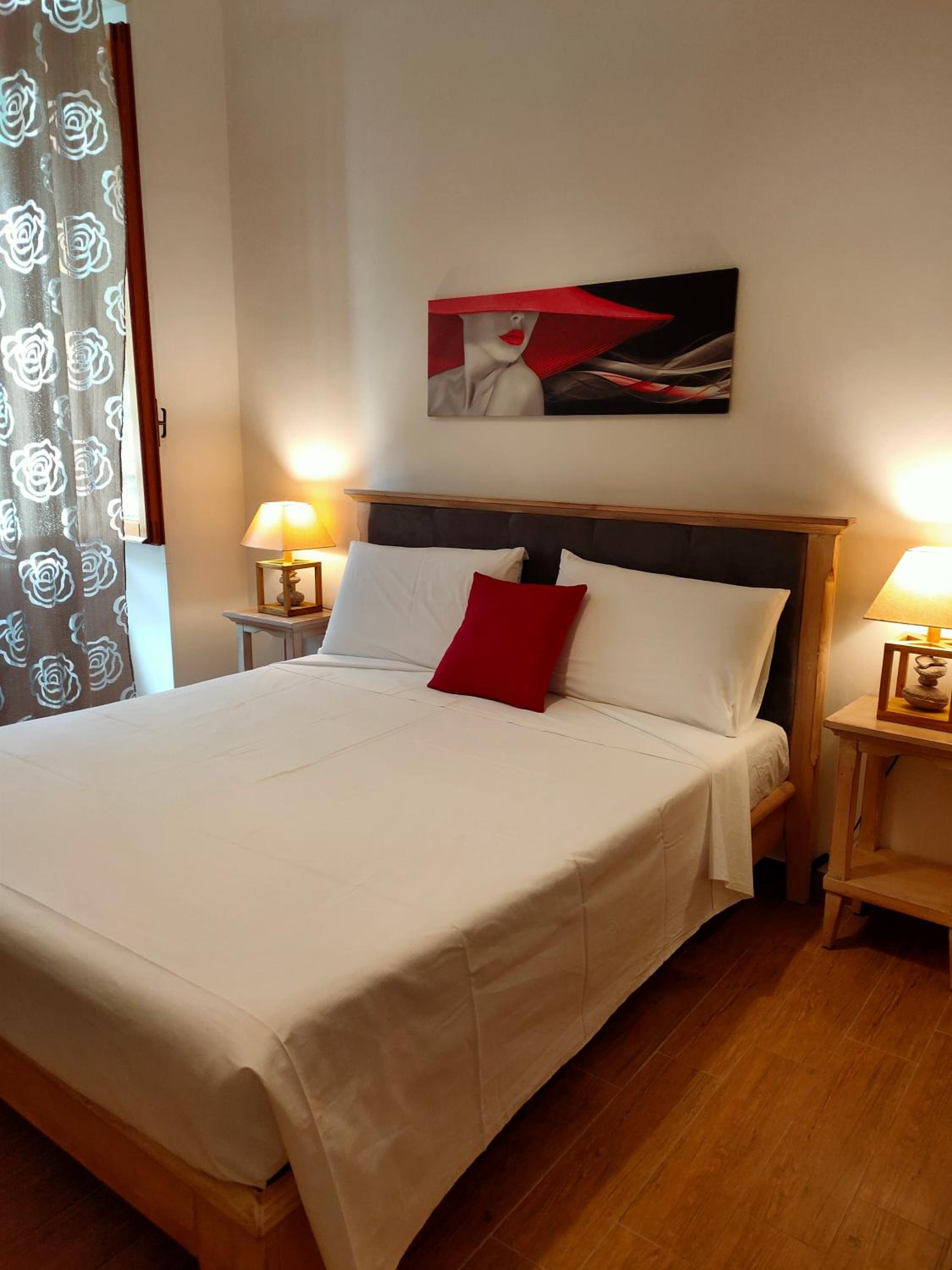 Double Room - Photo 13