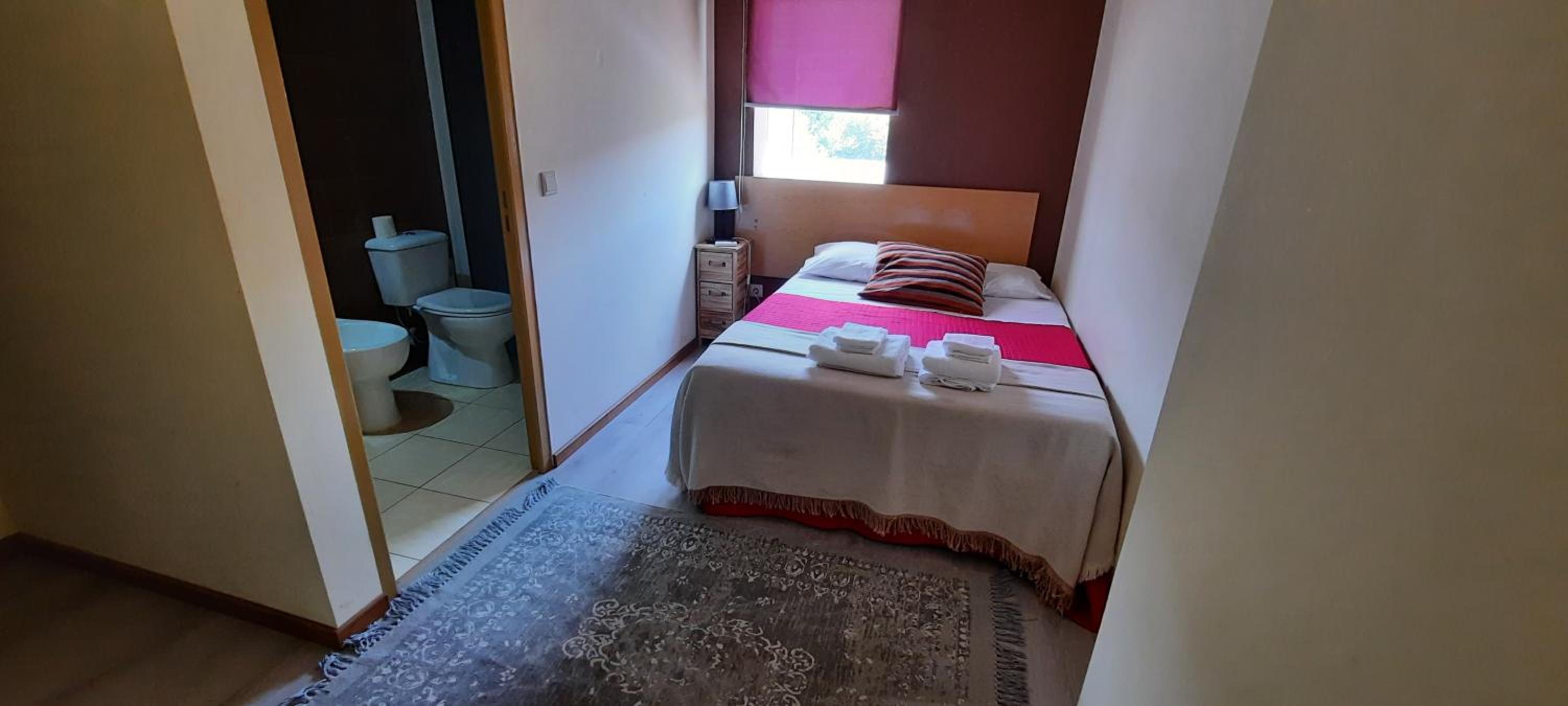 Double Room with Private Bathroom photo 1