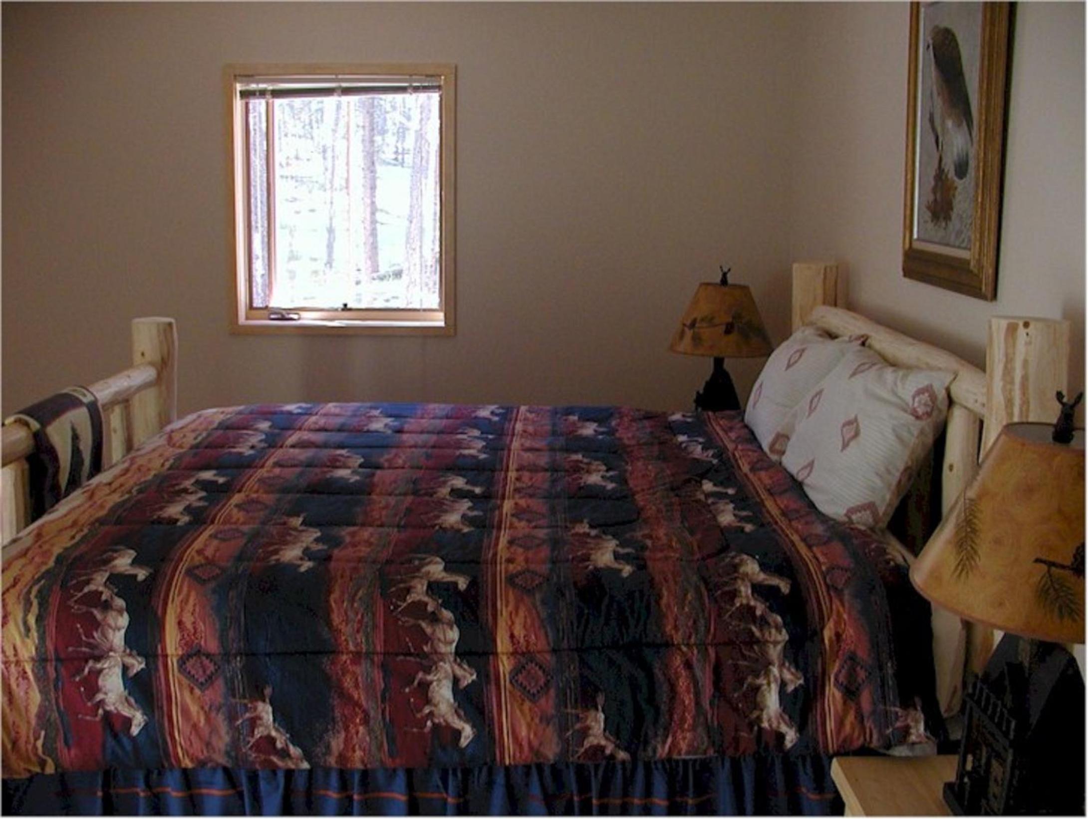 Five-Bedroom House photo 3