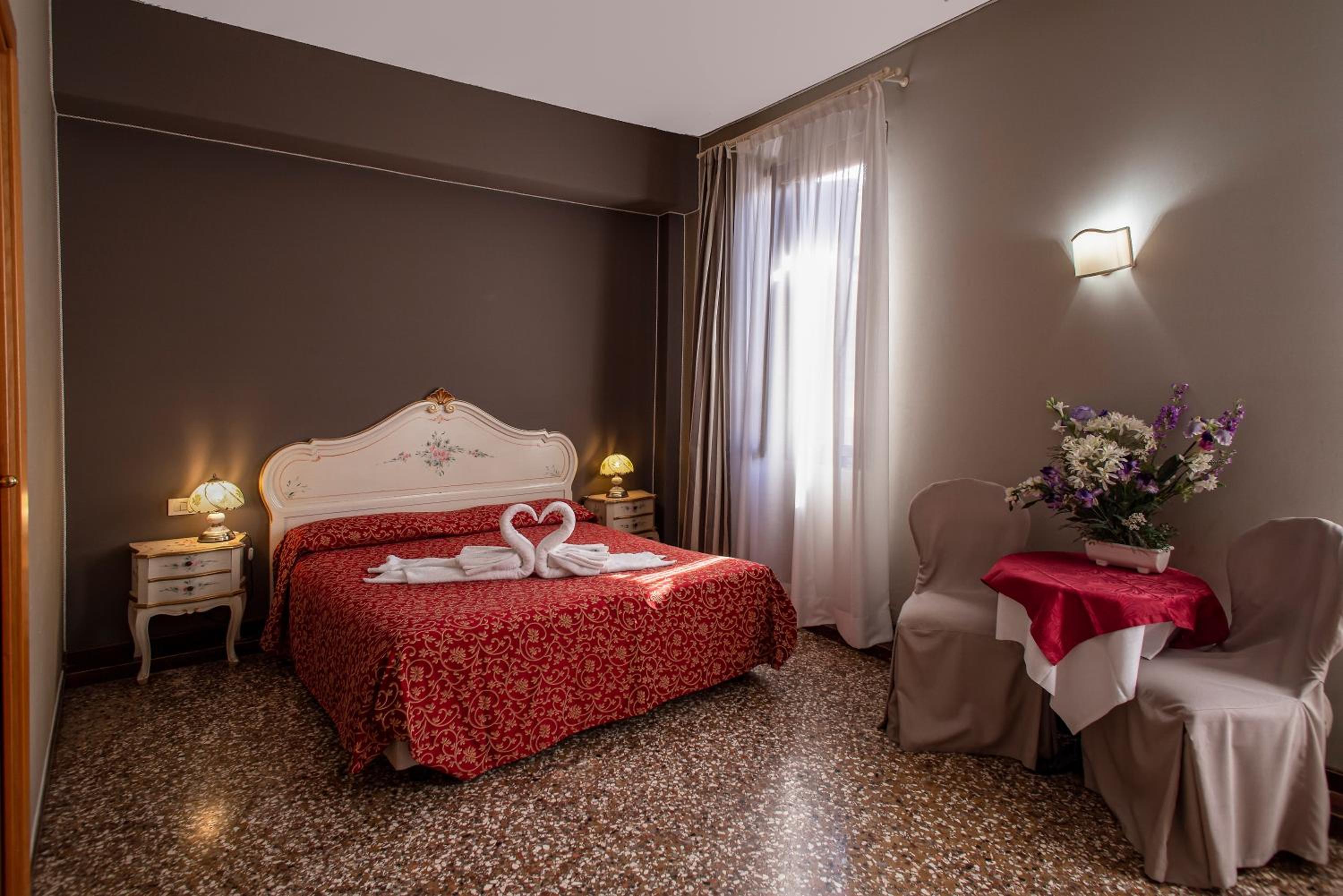 Deluxe Triple Room photo 1