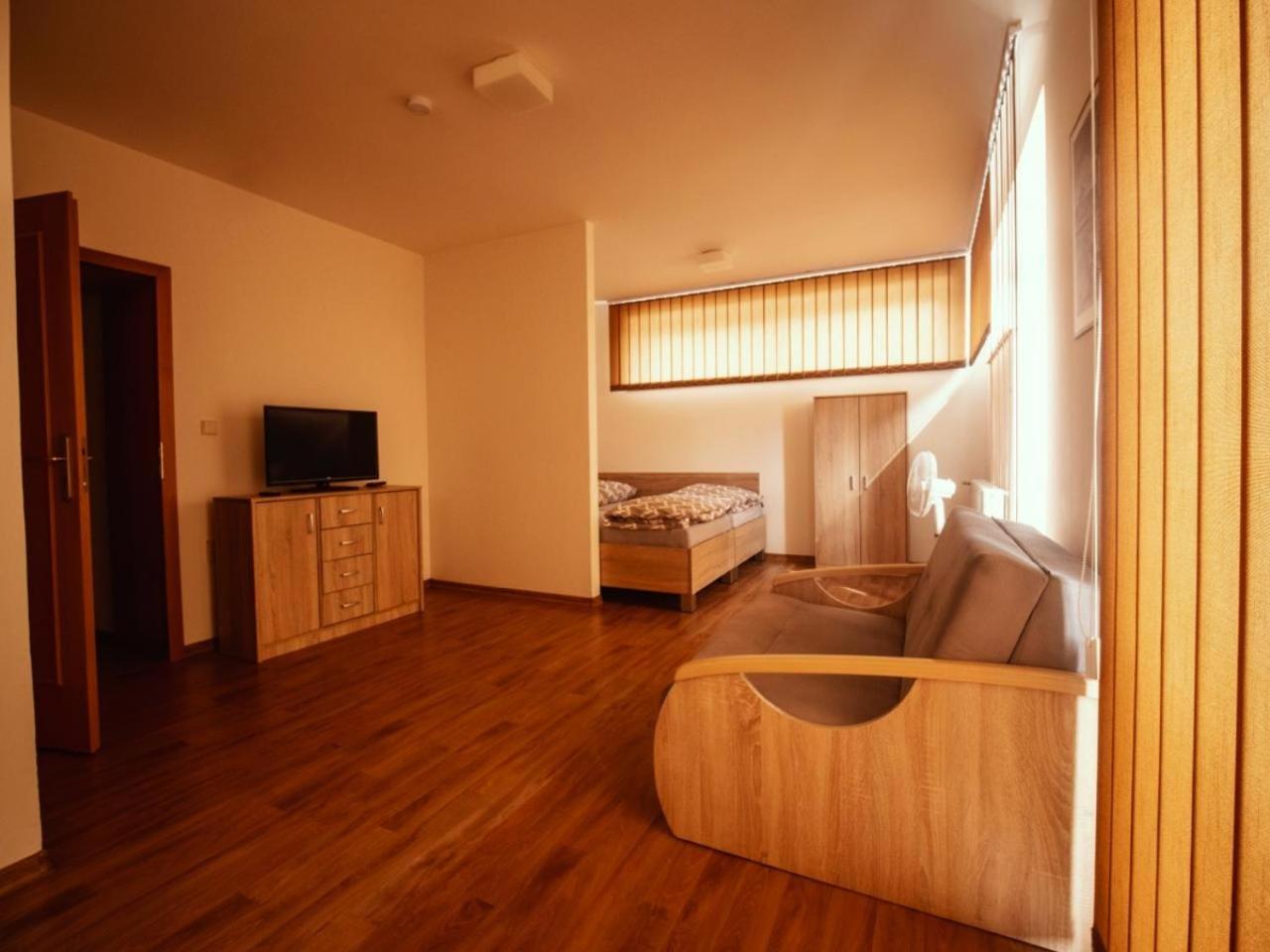 Apartment with Balcony photo 1