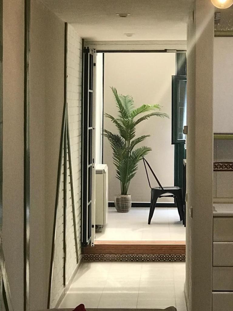 Apartment - Split Level - Photo 3