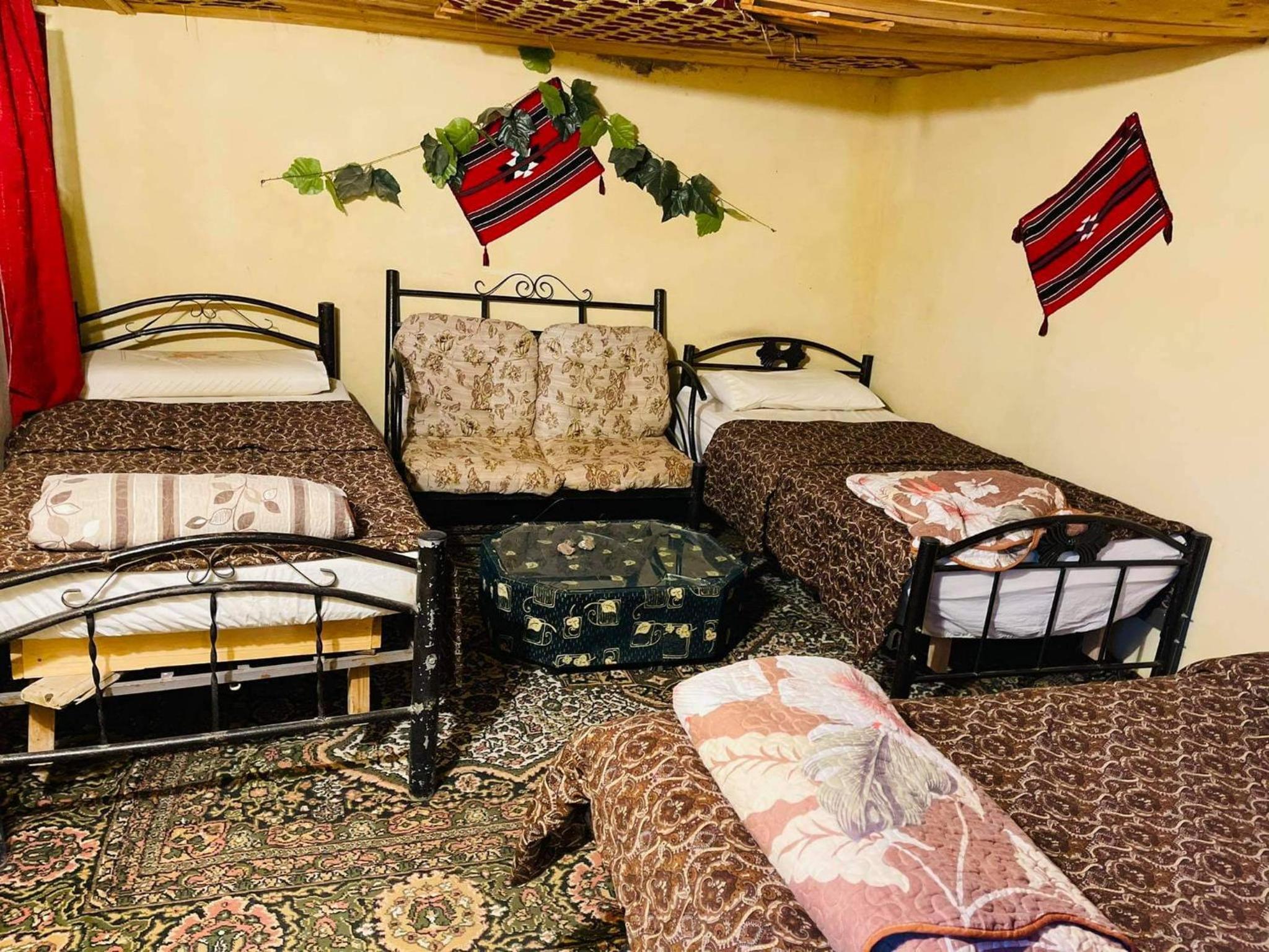 3-Bed Mixed Dormitory Room photo 3