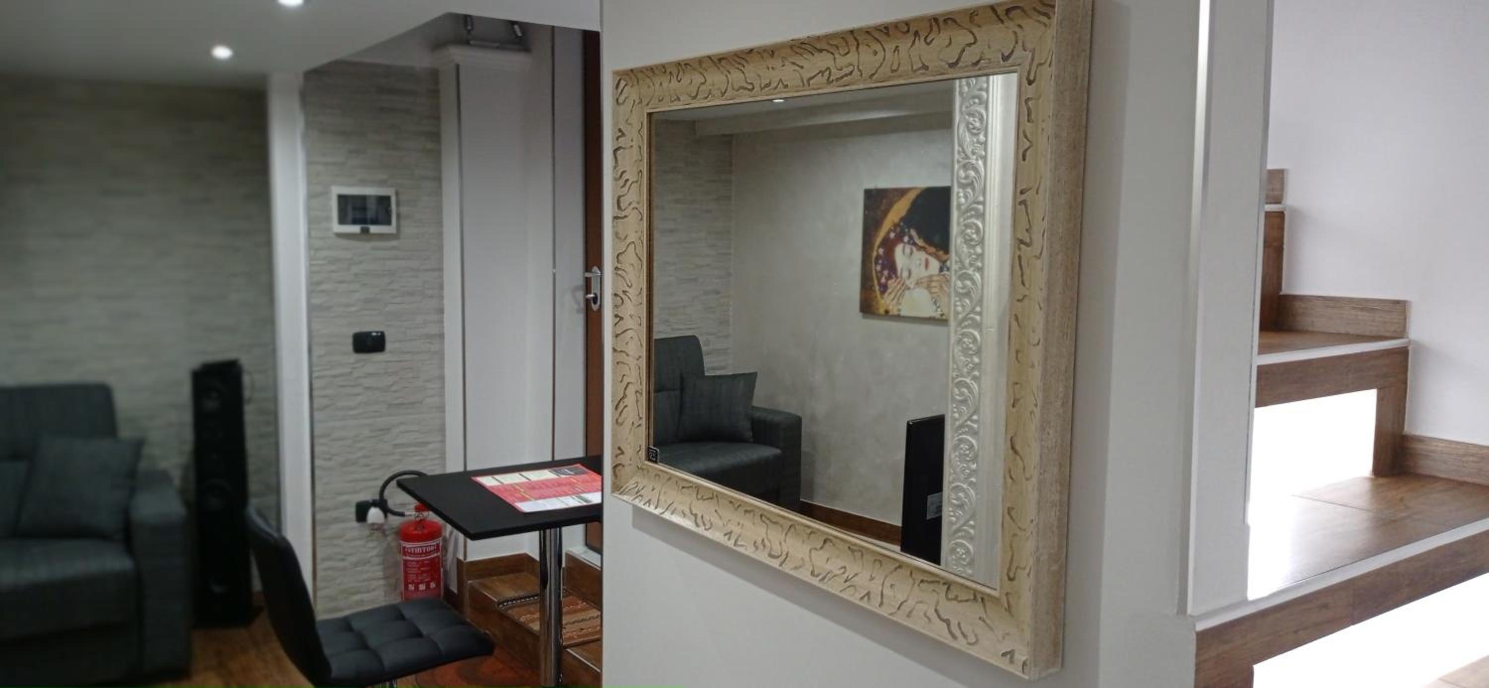 One-Bedroom Apartment - Photo 12