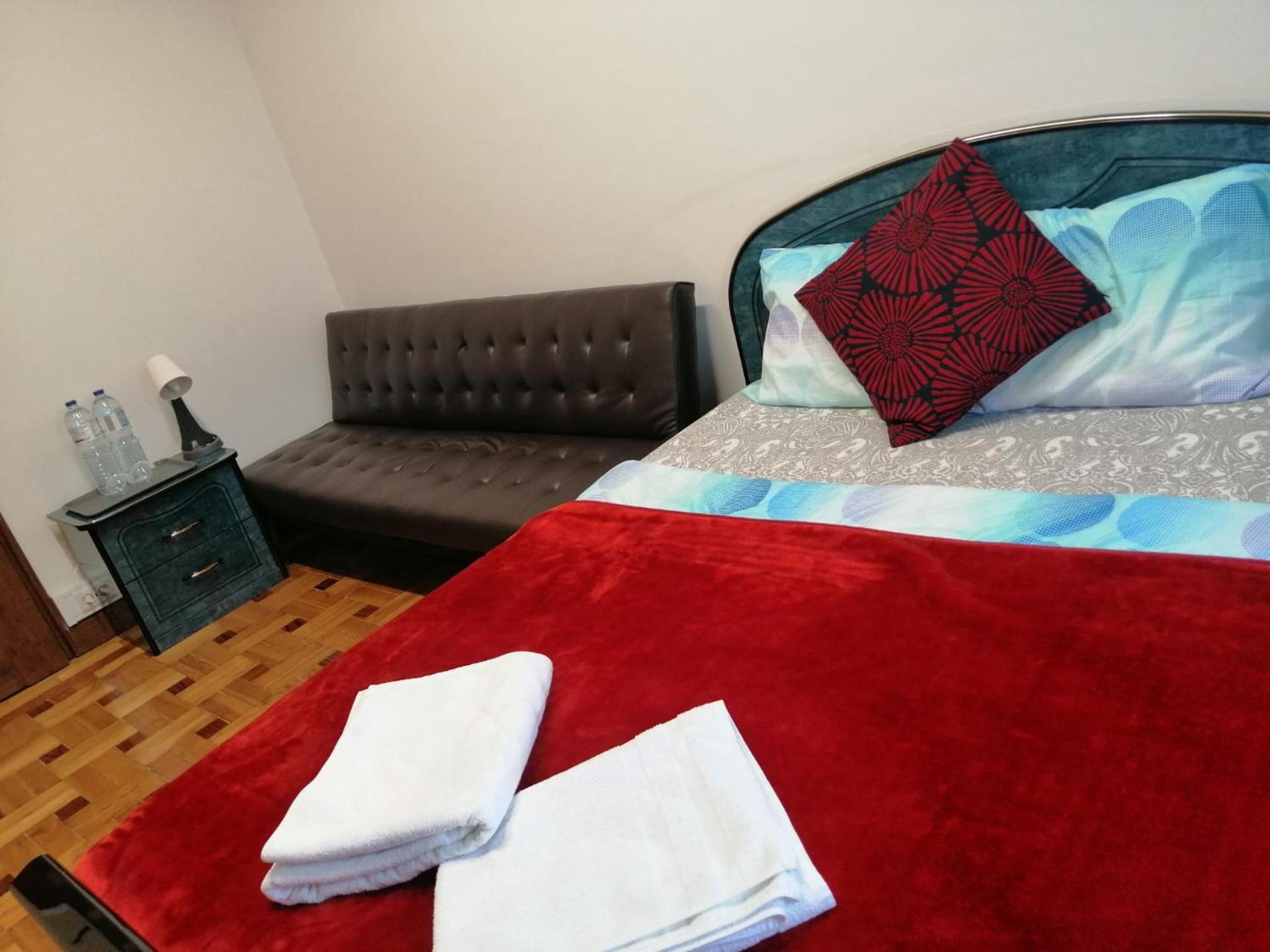 Queen Room with Garden View - Photo 1