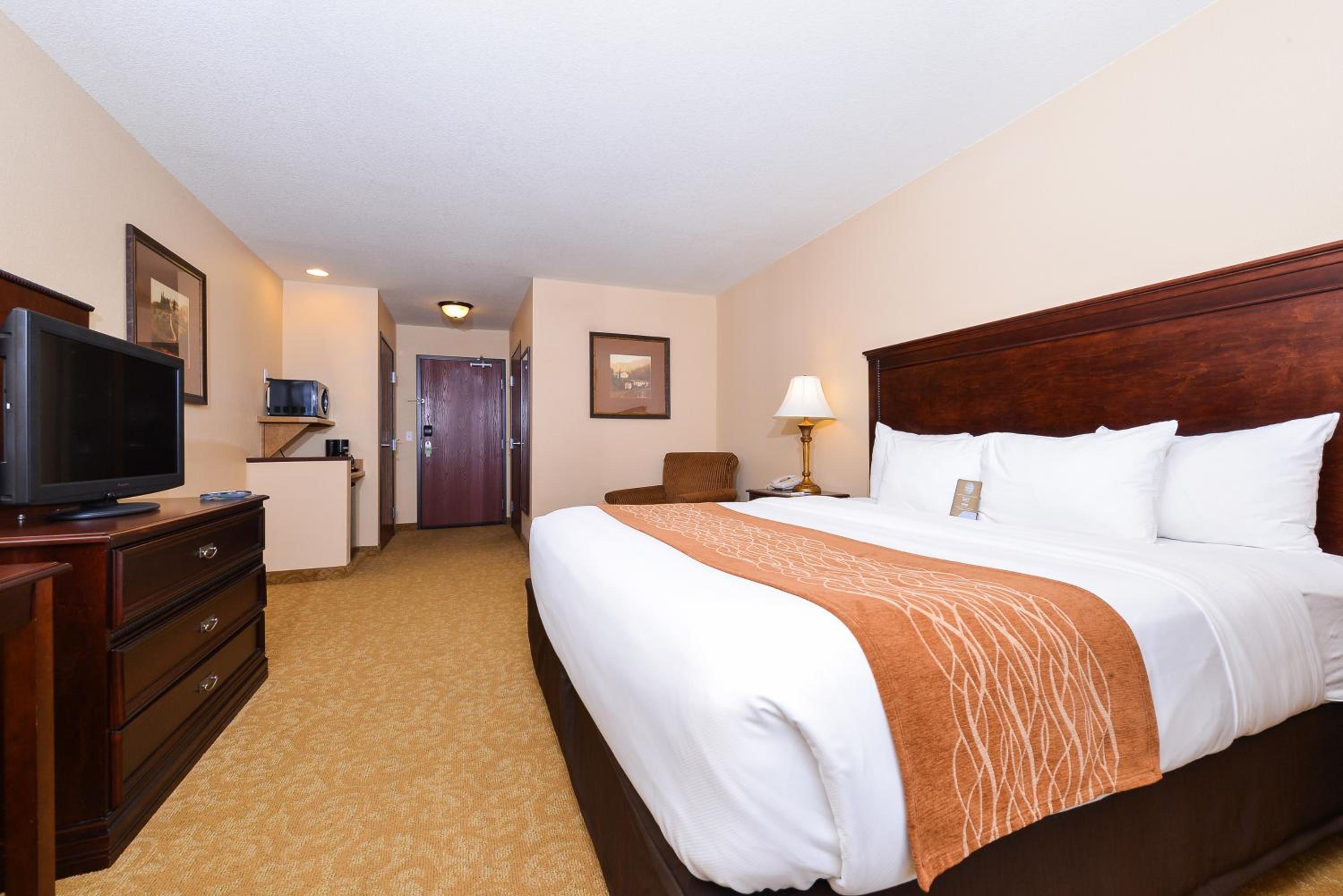 King Room - Non-Smoking photo 3