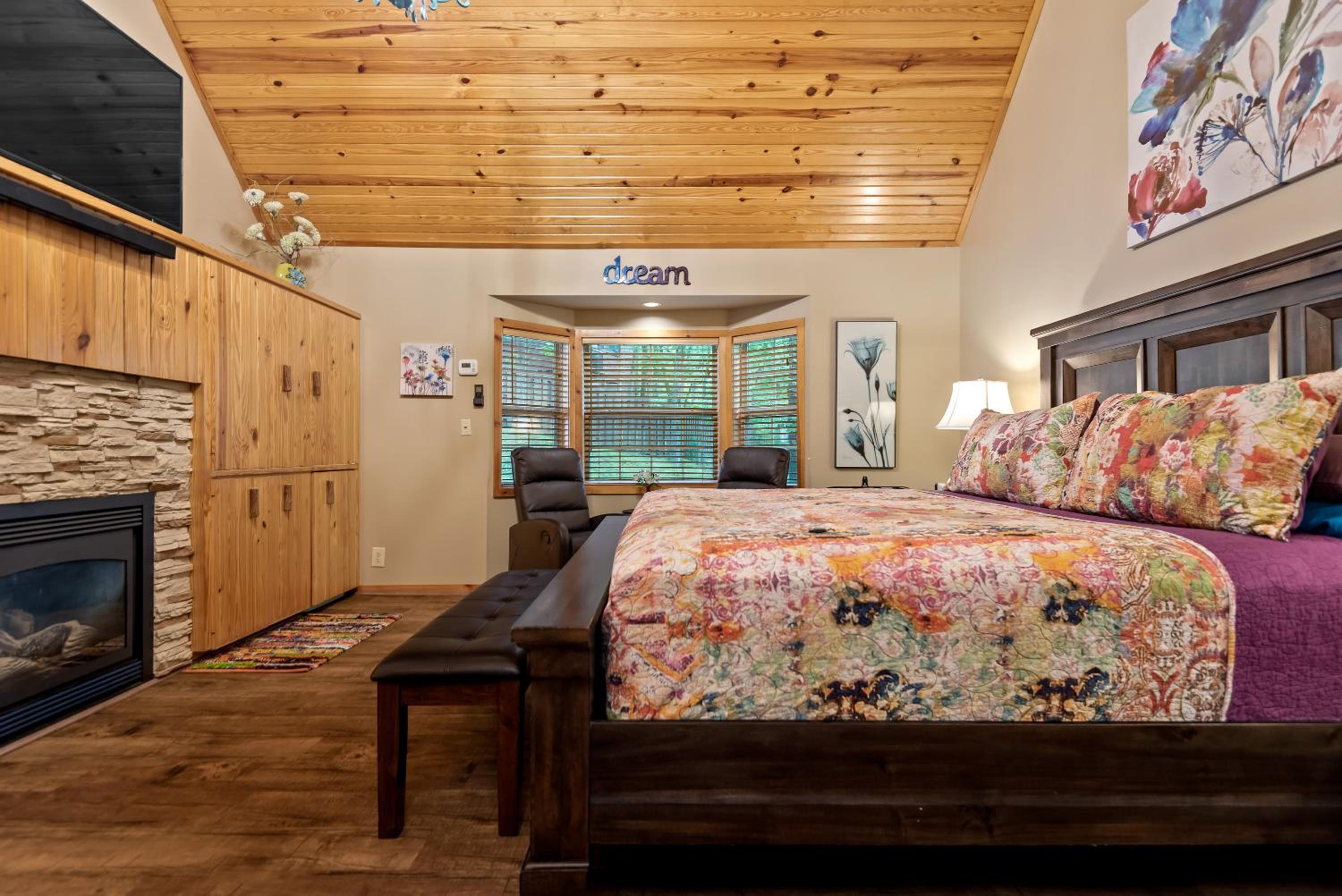 Magnolia Cabin