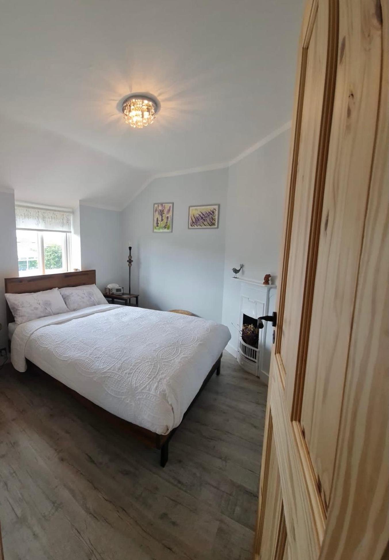 Double Room with Private Bathroom photo 2