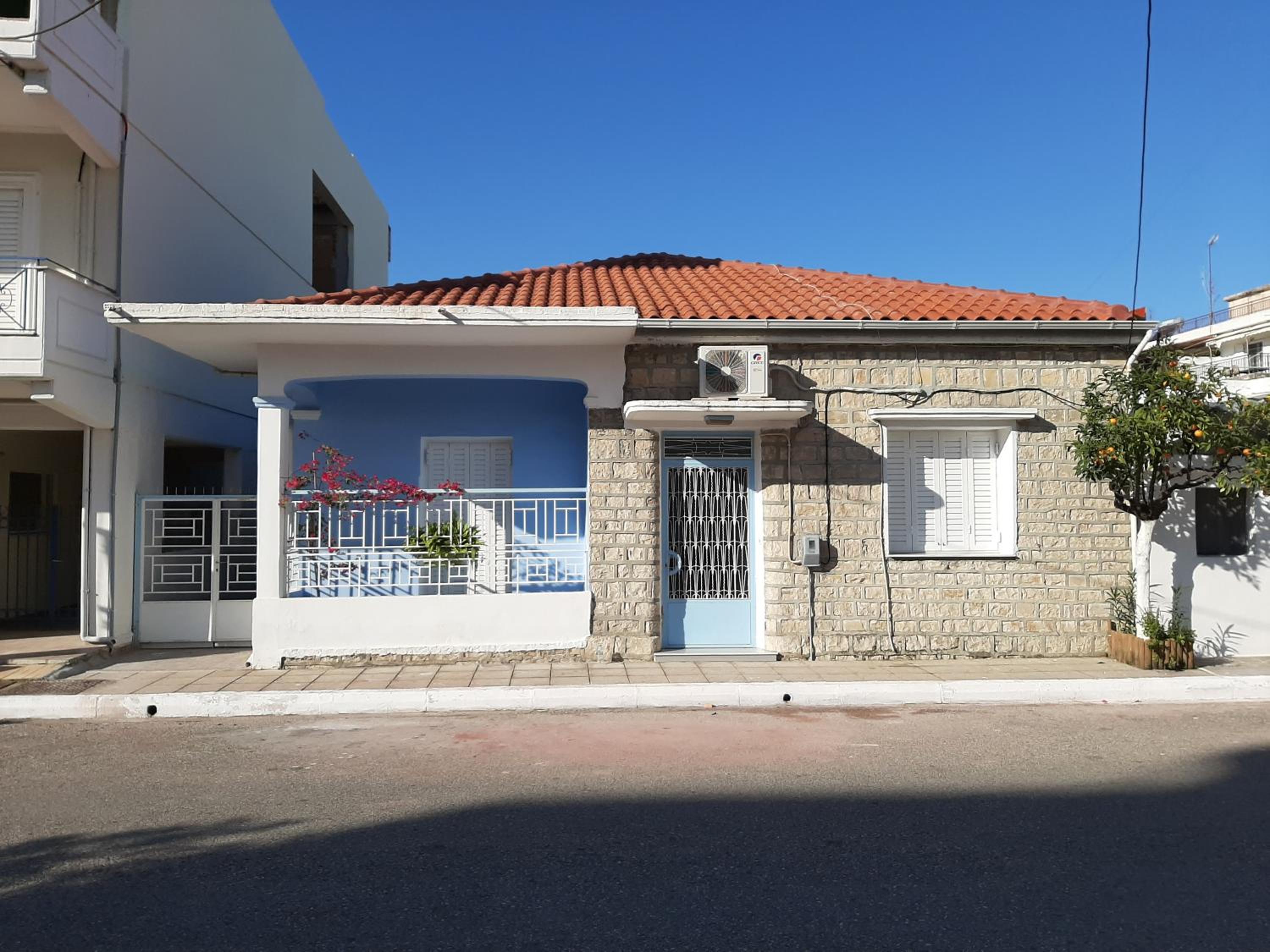 Two-Bedroom House photo 2