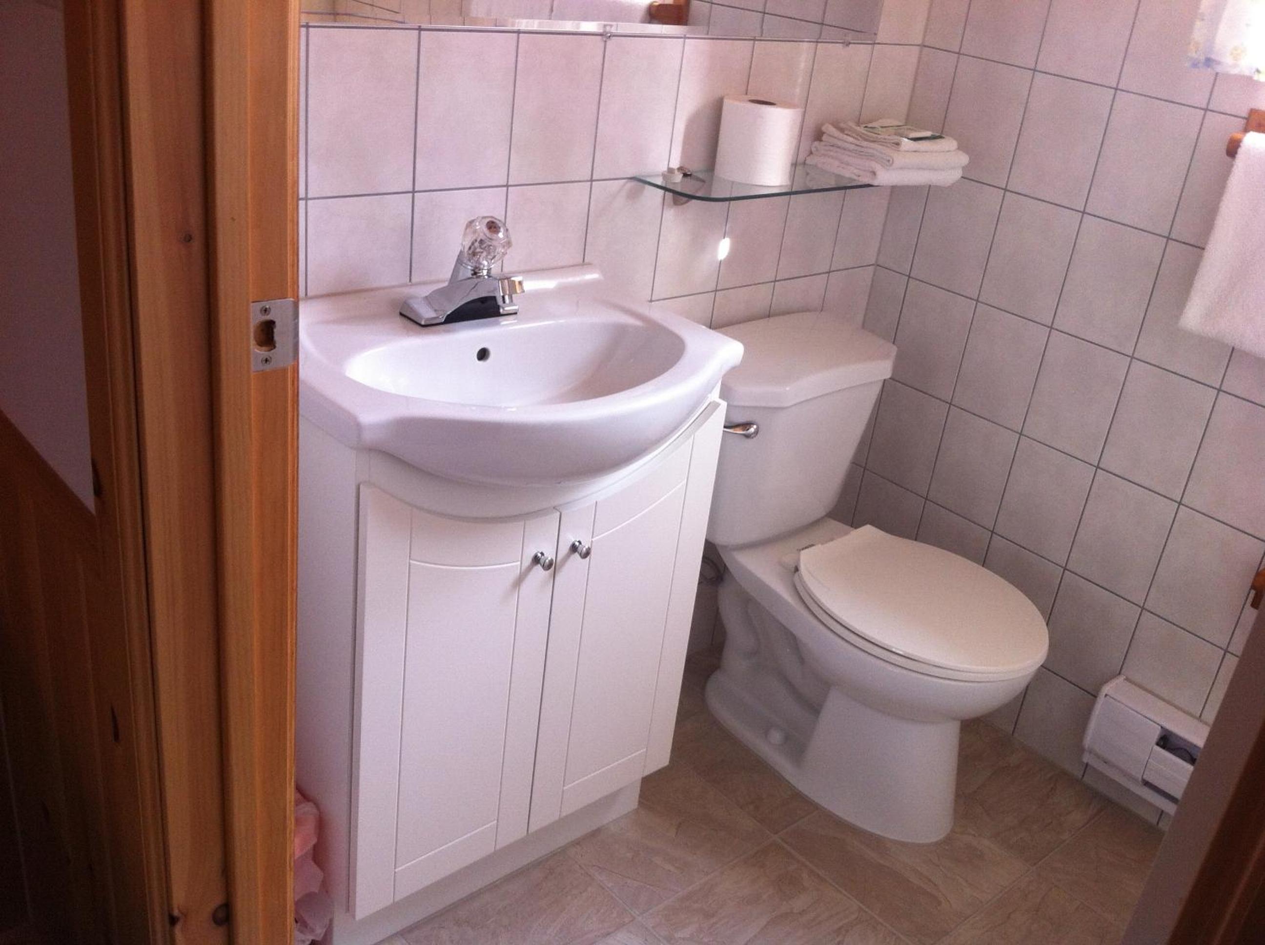 Double Room with Two Double Beds photo 2