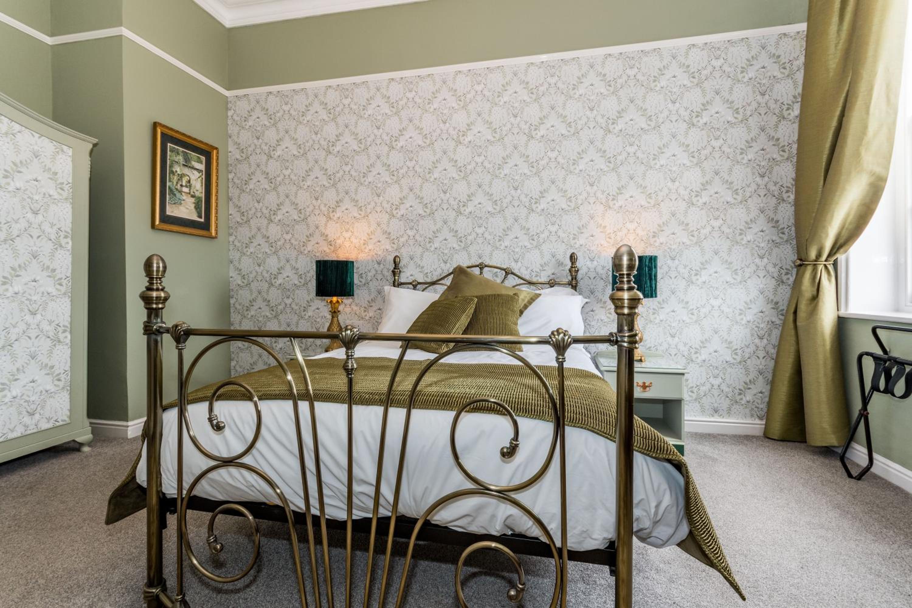 Deluxe Room - Photo 2
