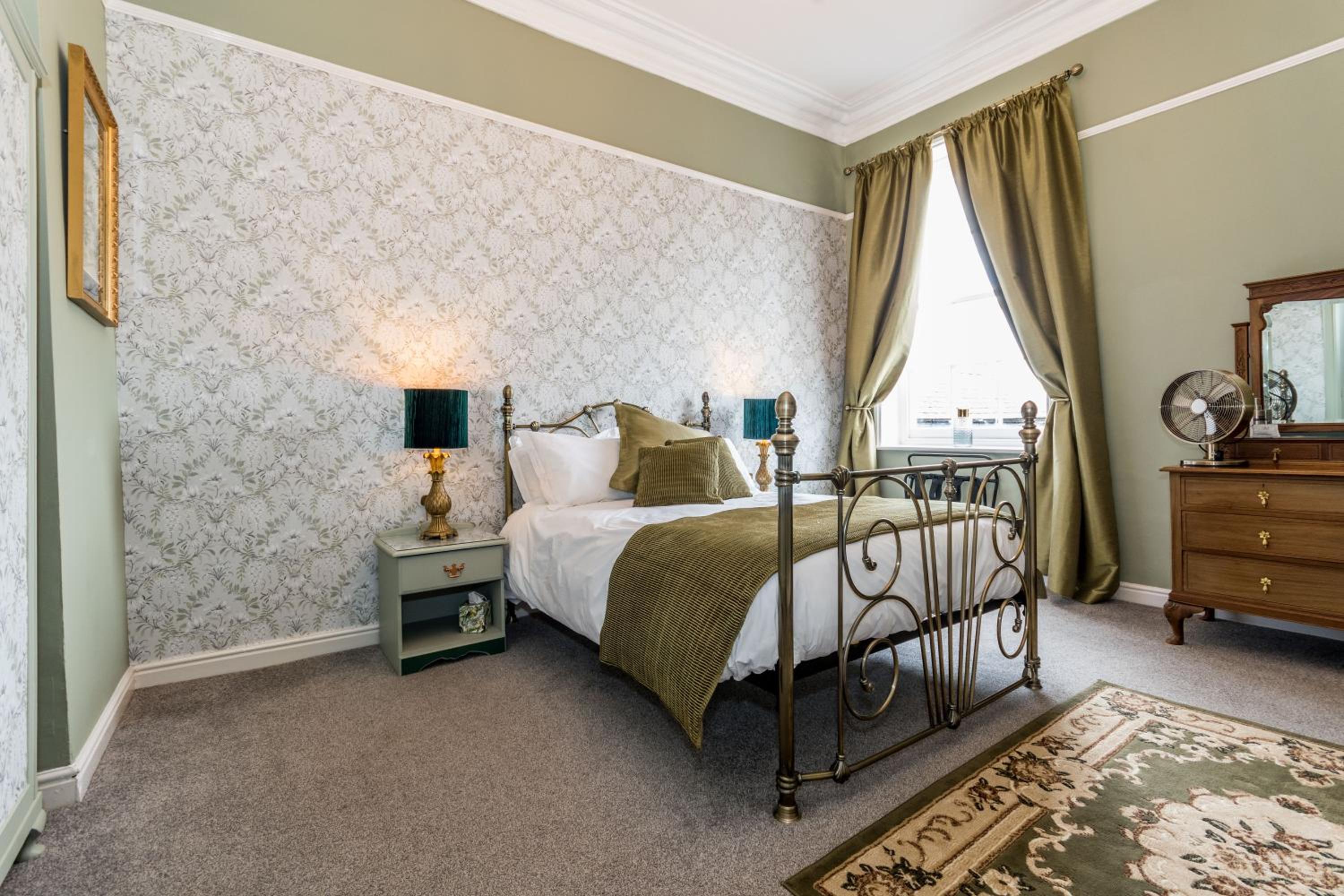 Deluxe Room - Photo 3