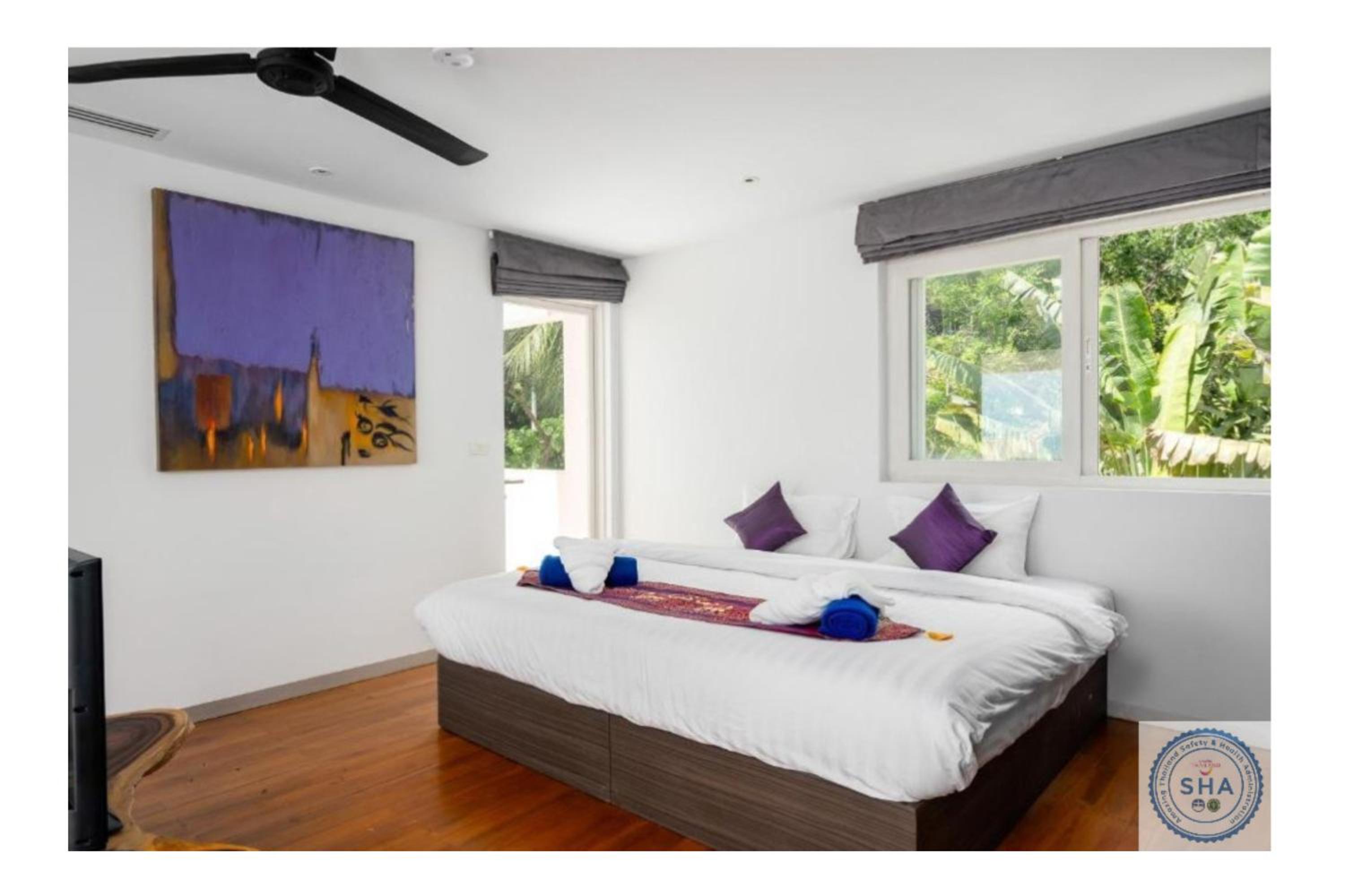 Three-Bedroom Suite - Photo 17
