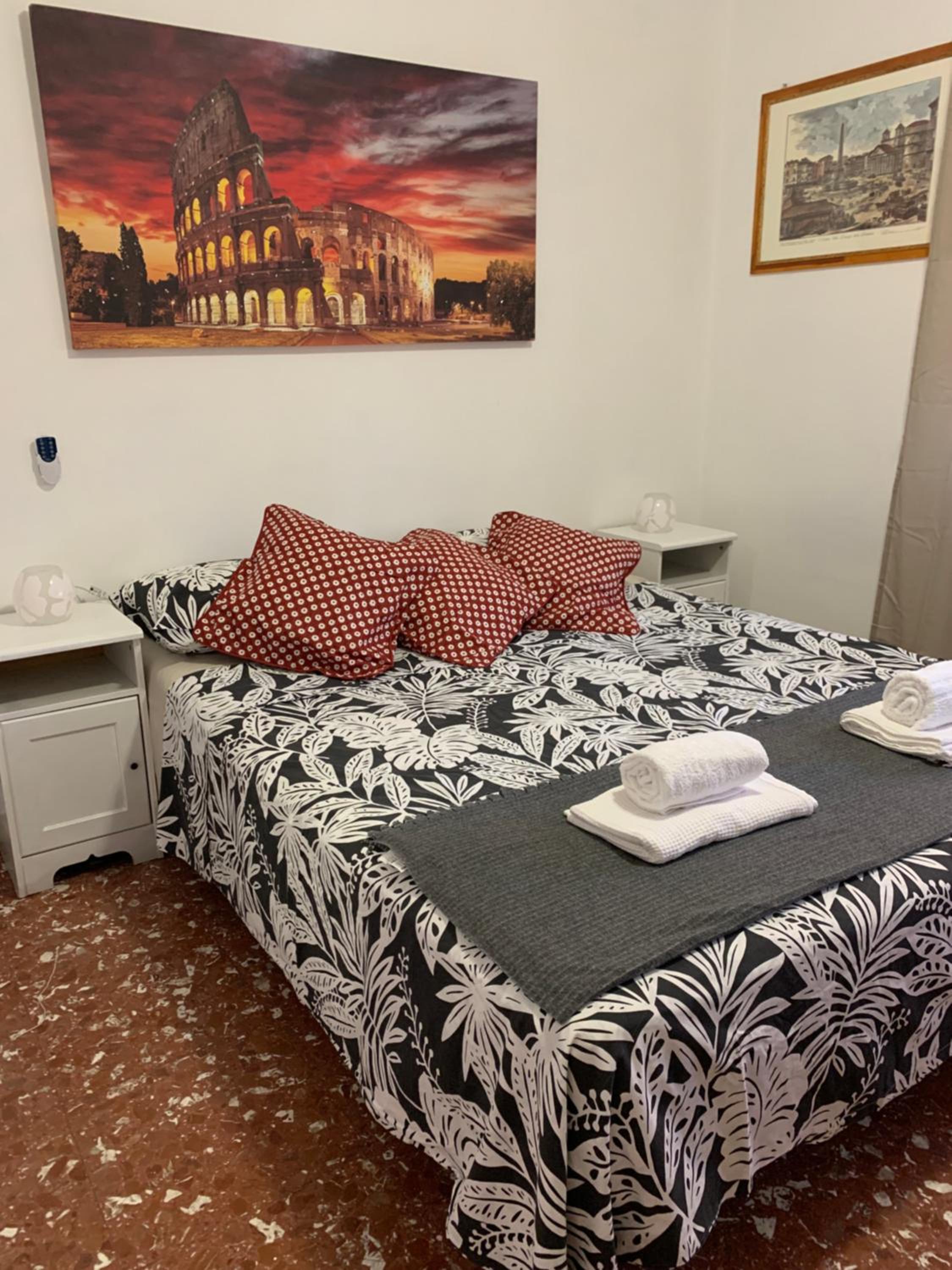 Double Room with Shared Bathroom
