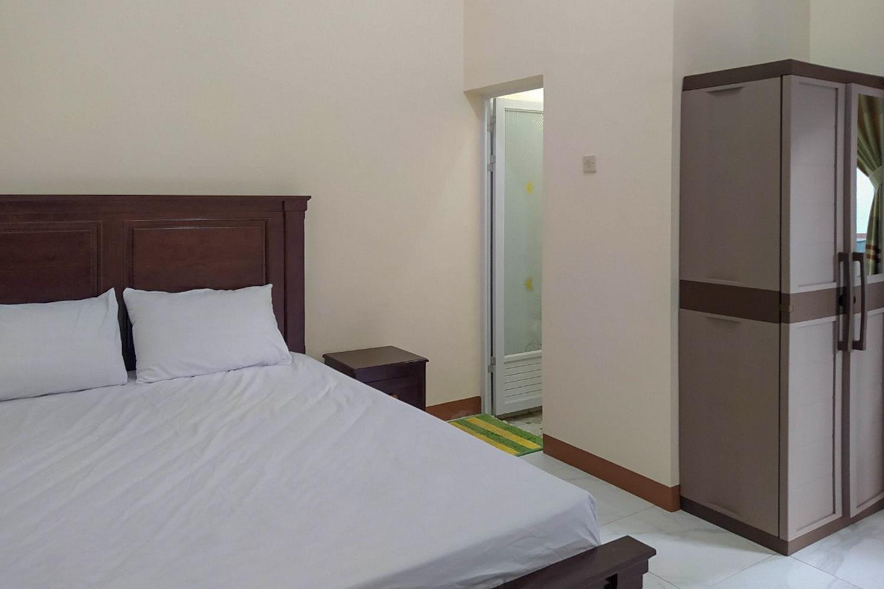 Double Room - Photo 3