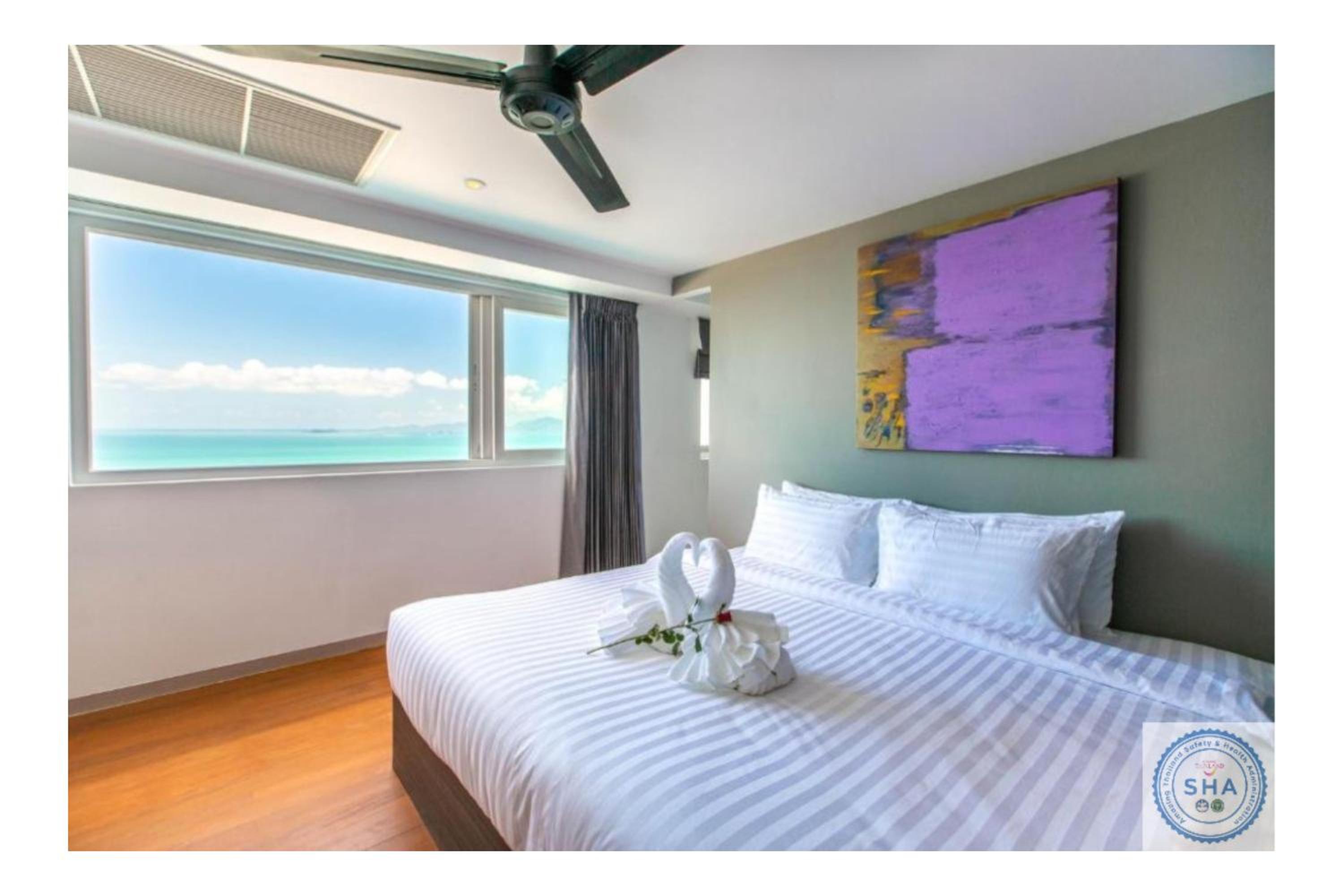 Superior Suite with Sea View - Photo 25