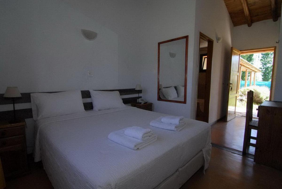 Double or Twin Room photo 3