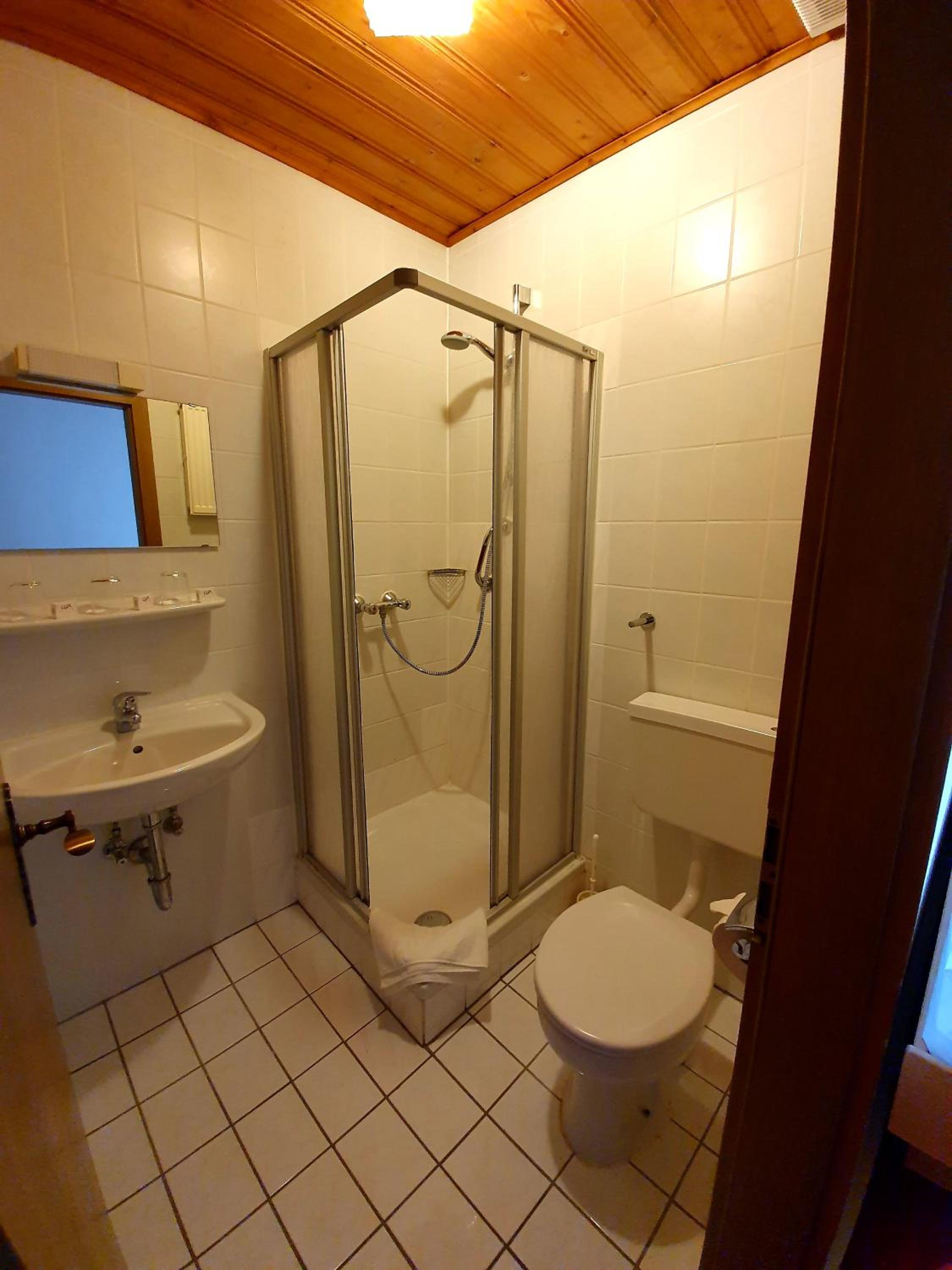 Budget Double Room (not renovated) photo 2