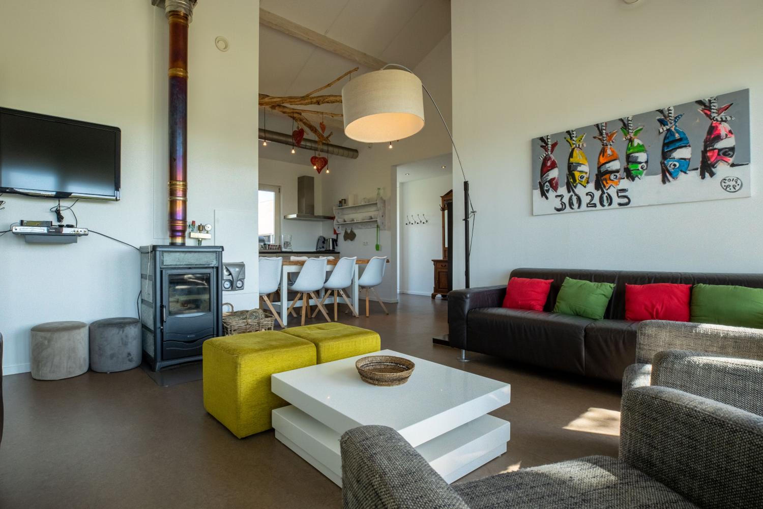 Four-Bedroom House photo 1