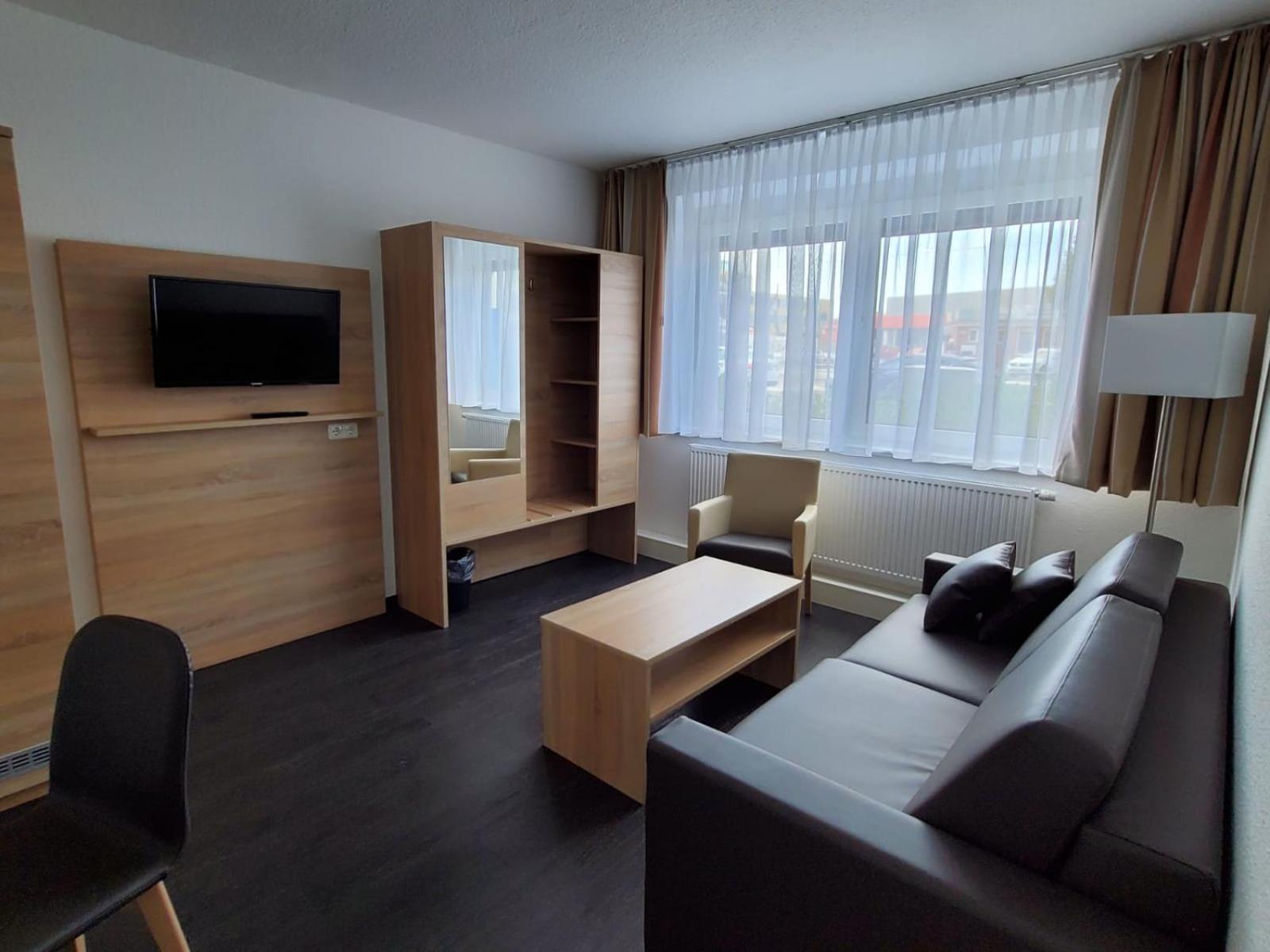 One-Bedroom Apartment - Photo 17