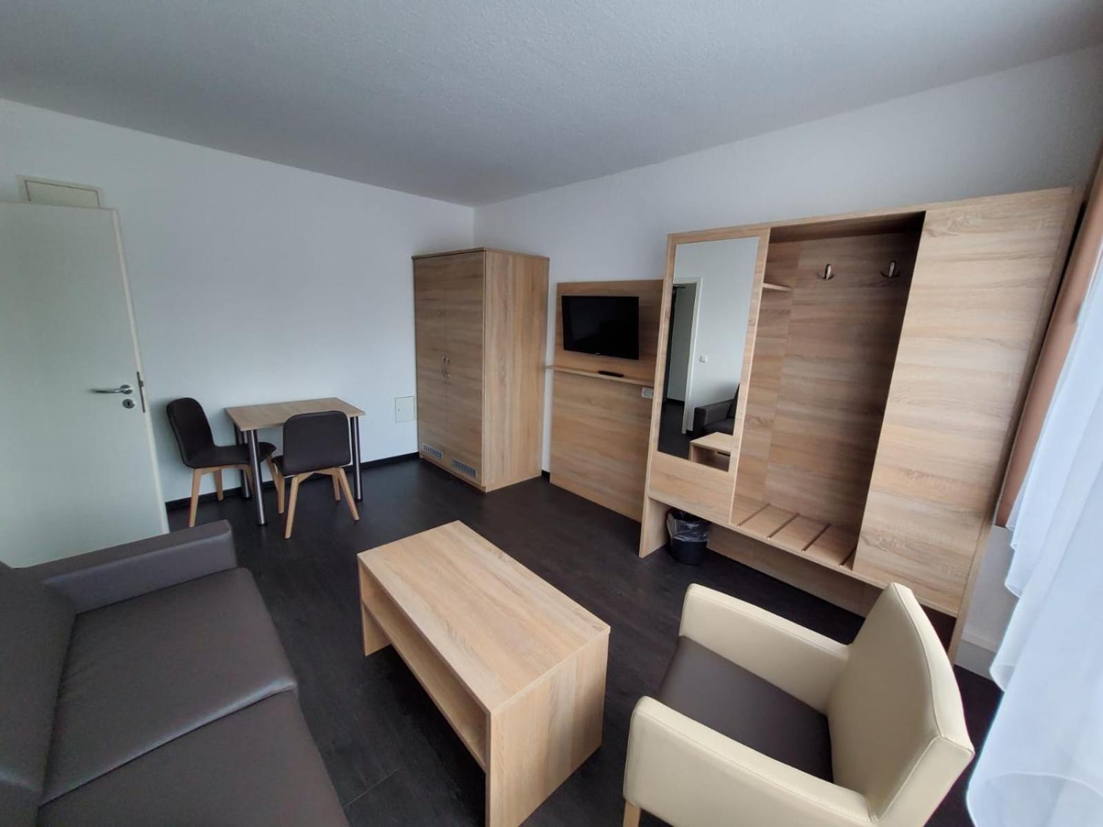 One-Bedroom Apartment - Photo 1
