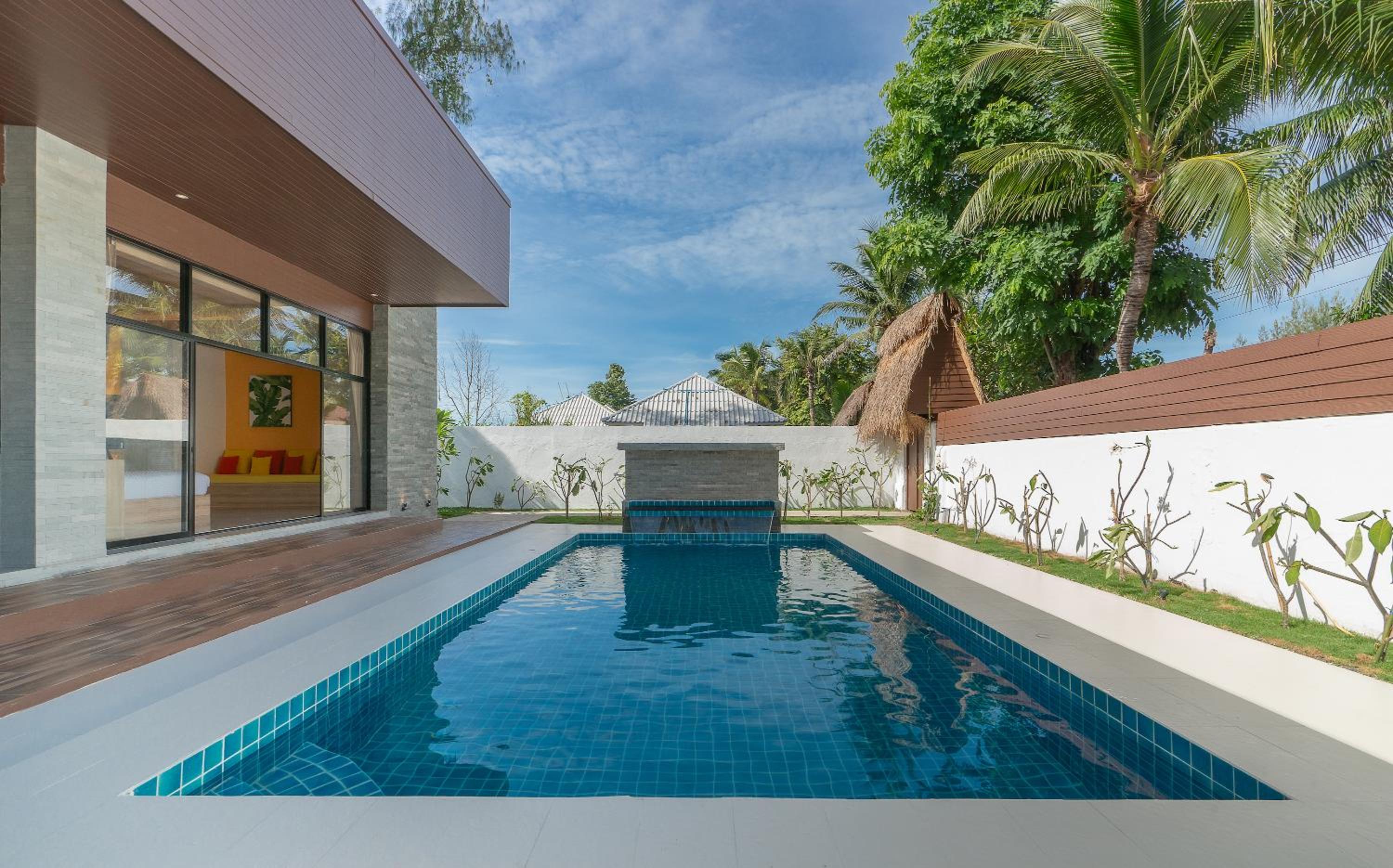 Two-Bedroom Villa - Photo 2