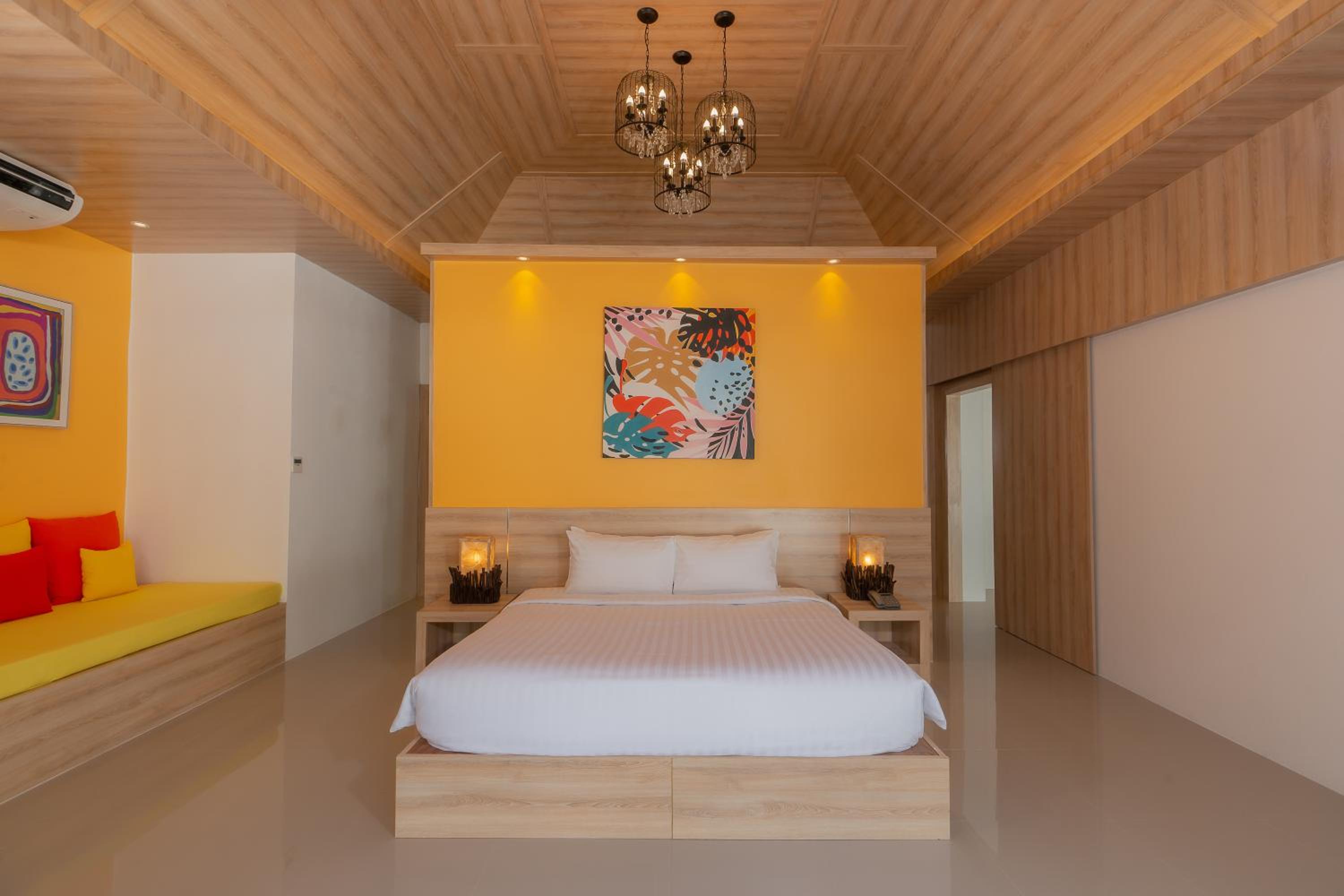 Two-Bedroom Villa - Photo 13