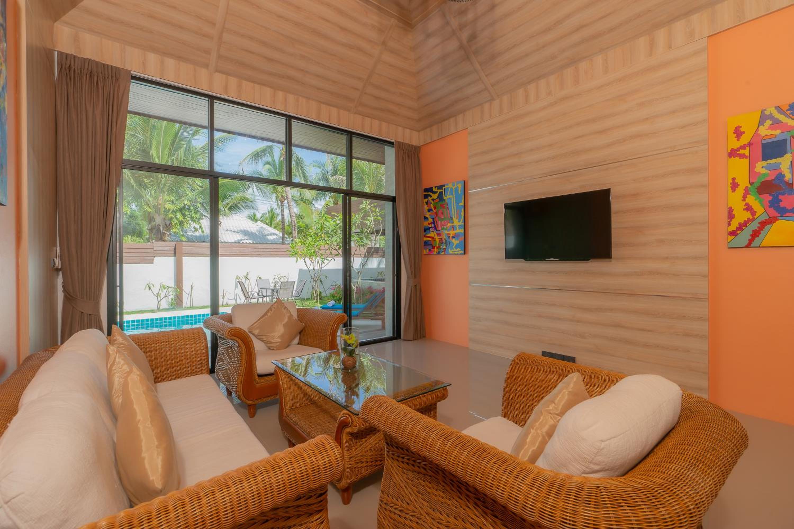 Two-Bedroom Villa - Photo 11