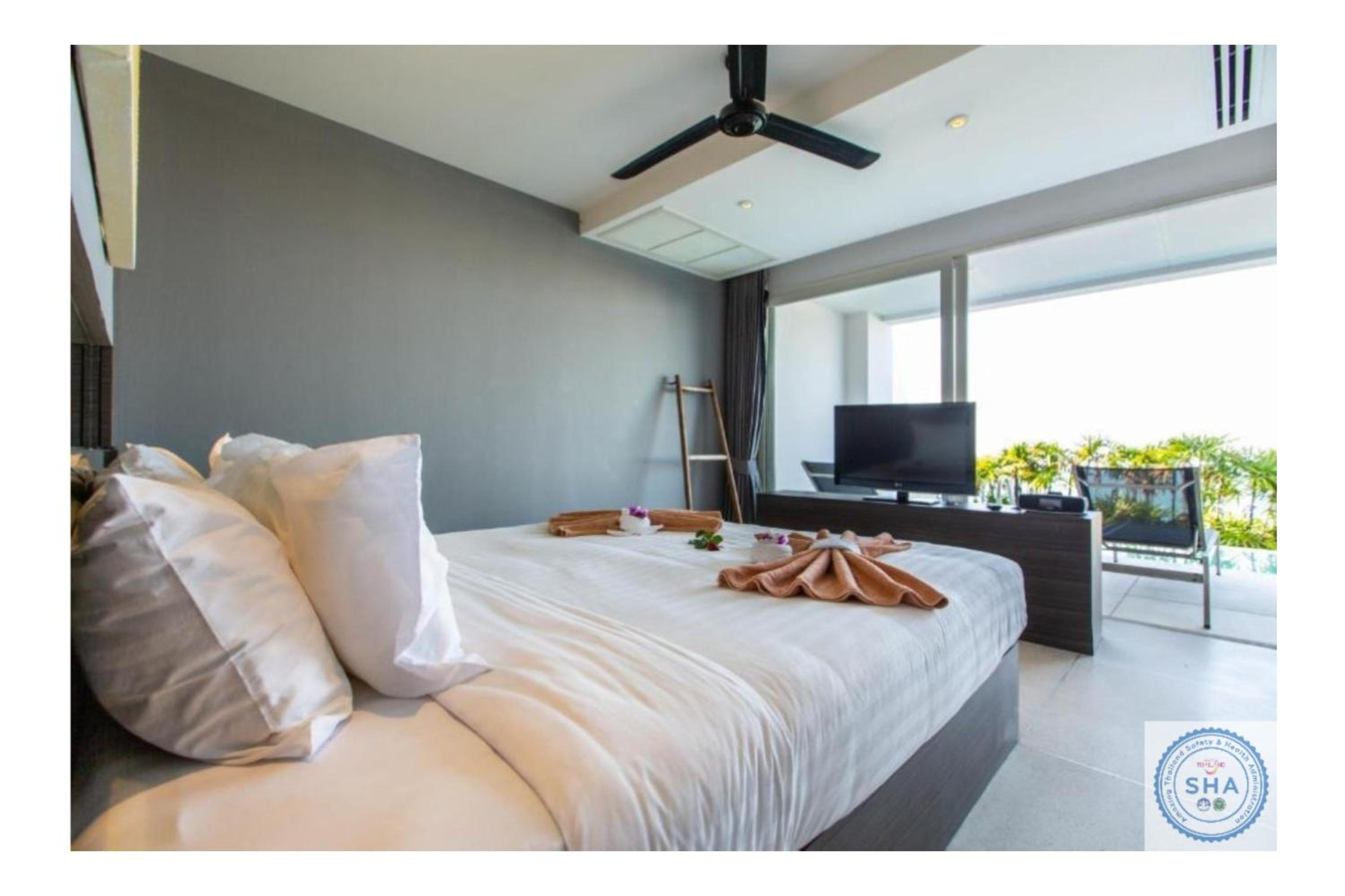 Duplex Suite - Photo 15